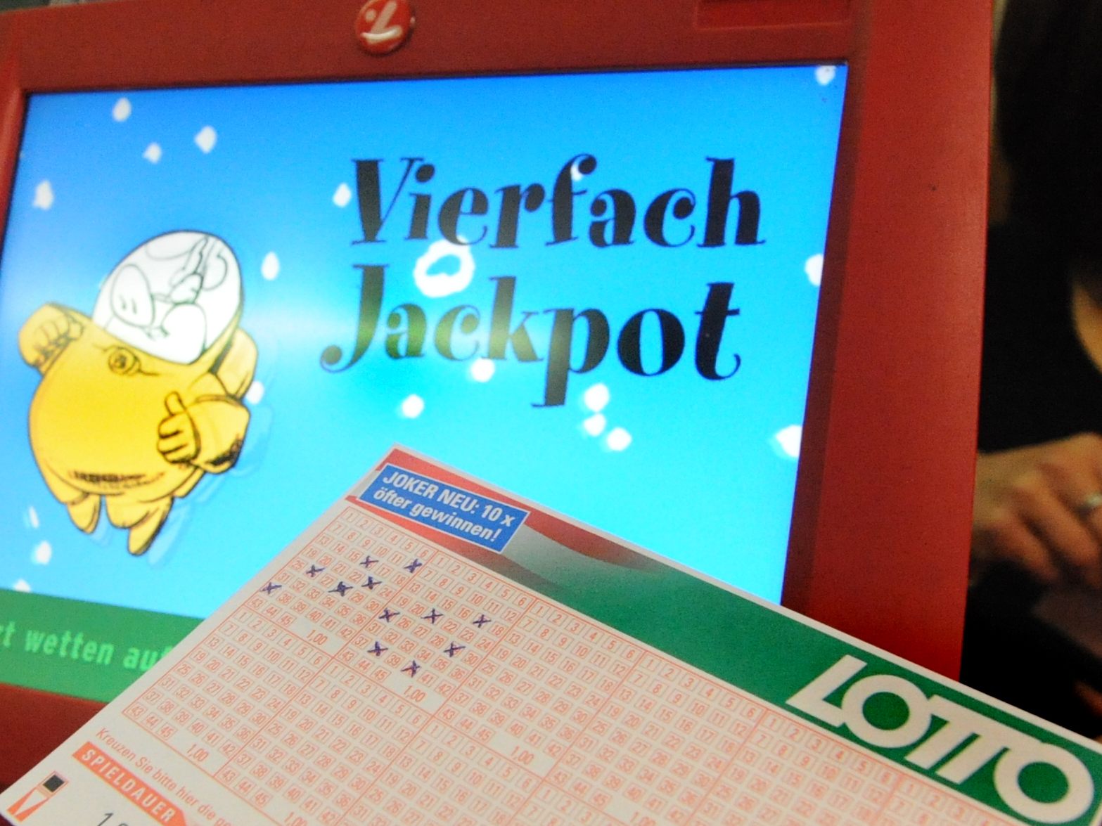 Am Sonntag geht es um einen Lotto-Vierfachjackpot.
