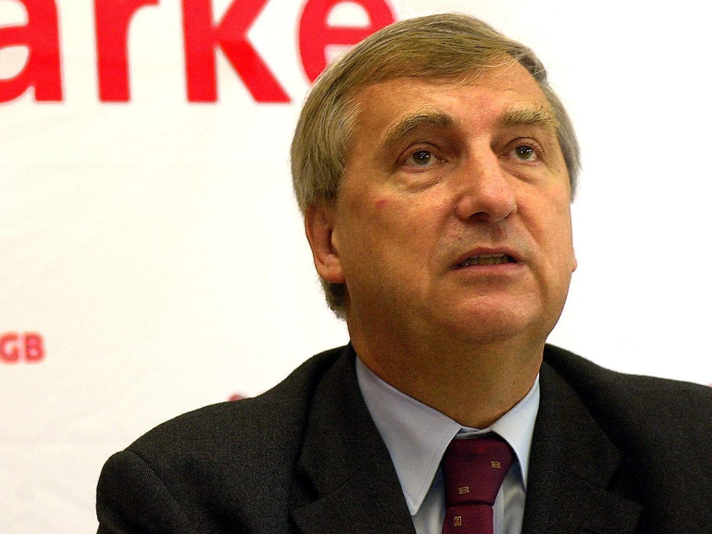 Ex-ÖGB-Präsident Friedrich Verzetnitsch ist 79-jährig verstorben. Ex-ÖGB-Präsident Friedrich Verzetnitsch ist 79-jährig verstorben.