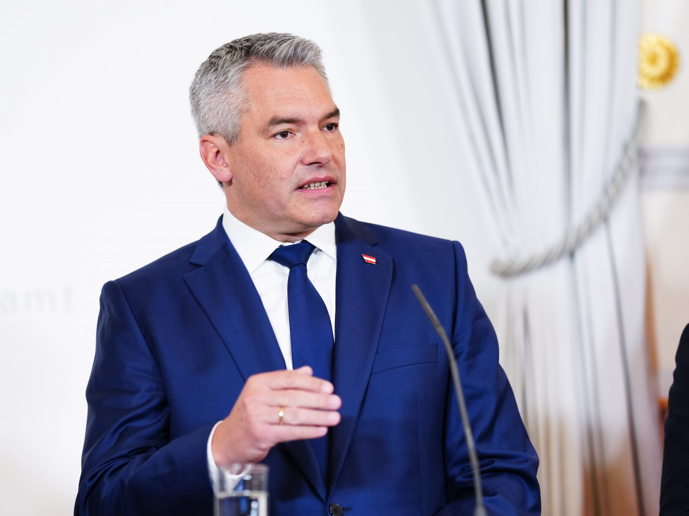 Nehammer schließt eine künftige Regierung mit Gewessler als Ministerin aus. Nehammer schließt eine künftige Regierung mit Gewessler als Ministerin aus.