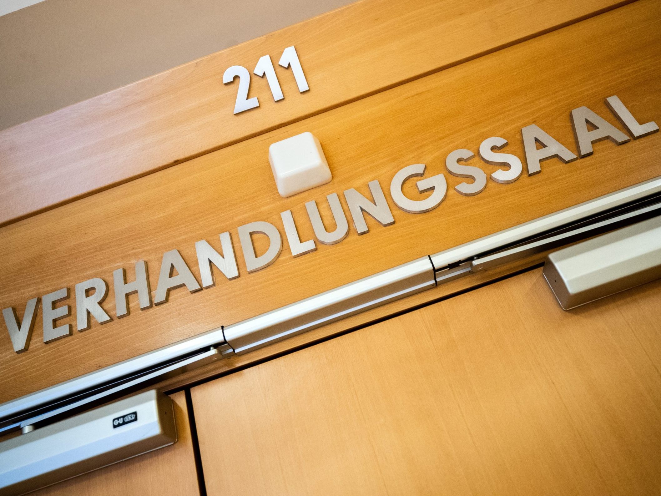 Vier Jahre Haft erhielt ein Mann, der seine Ex-Freundin in Wien niedergestochen hatte. Vier Jahre Haft erhielt ein Mann, der seine Ex-Freundin in Wien niedergestochen hatte.