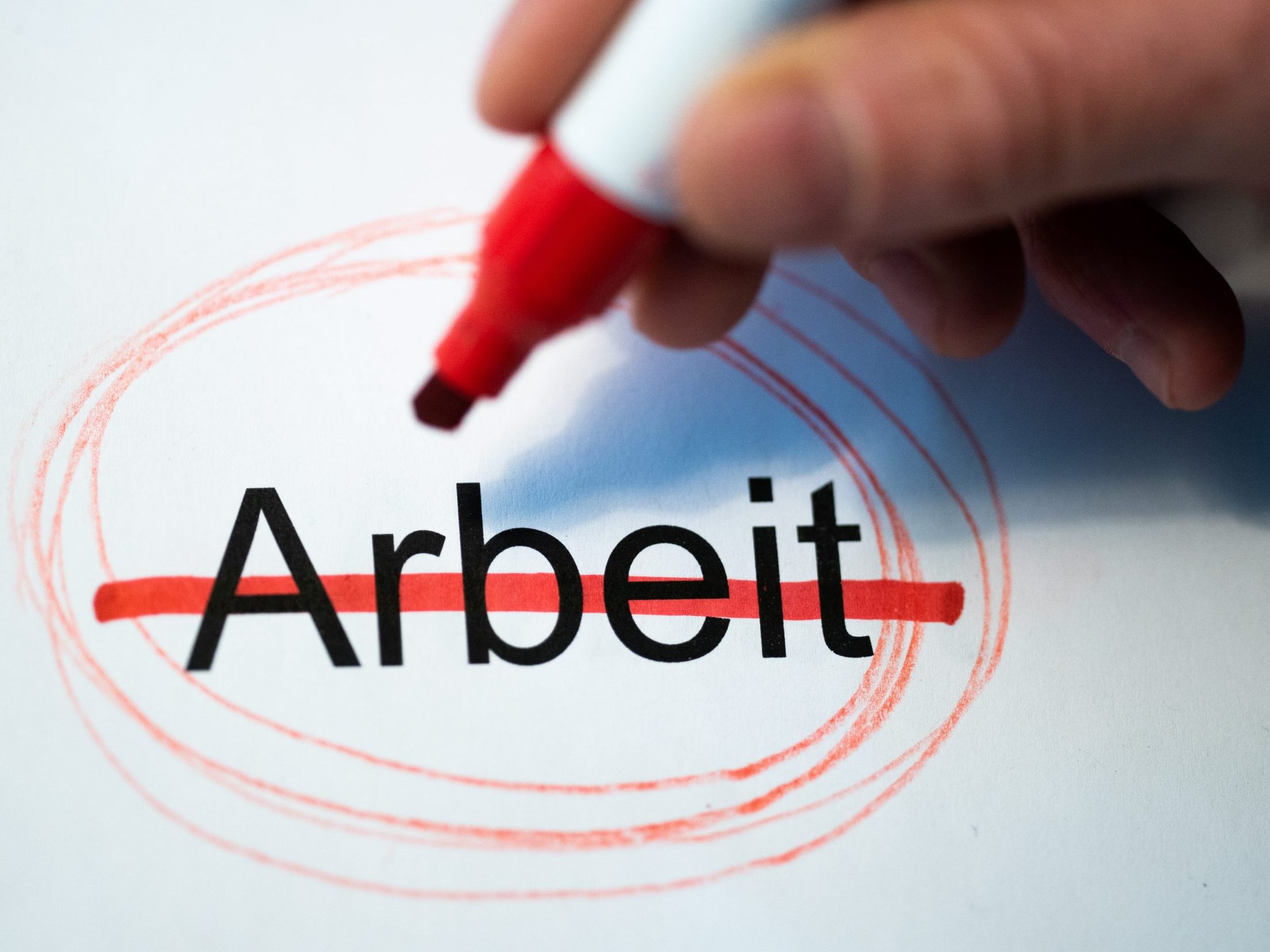 Die Arbeitslosigkeit ist zuletzt vor allem in der Industrie gestiegen. Die Arbeitslosigkeit ist zuletzt vor allem in der Industrie gestiegen.