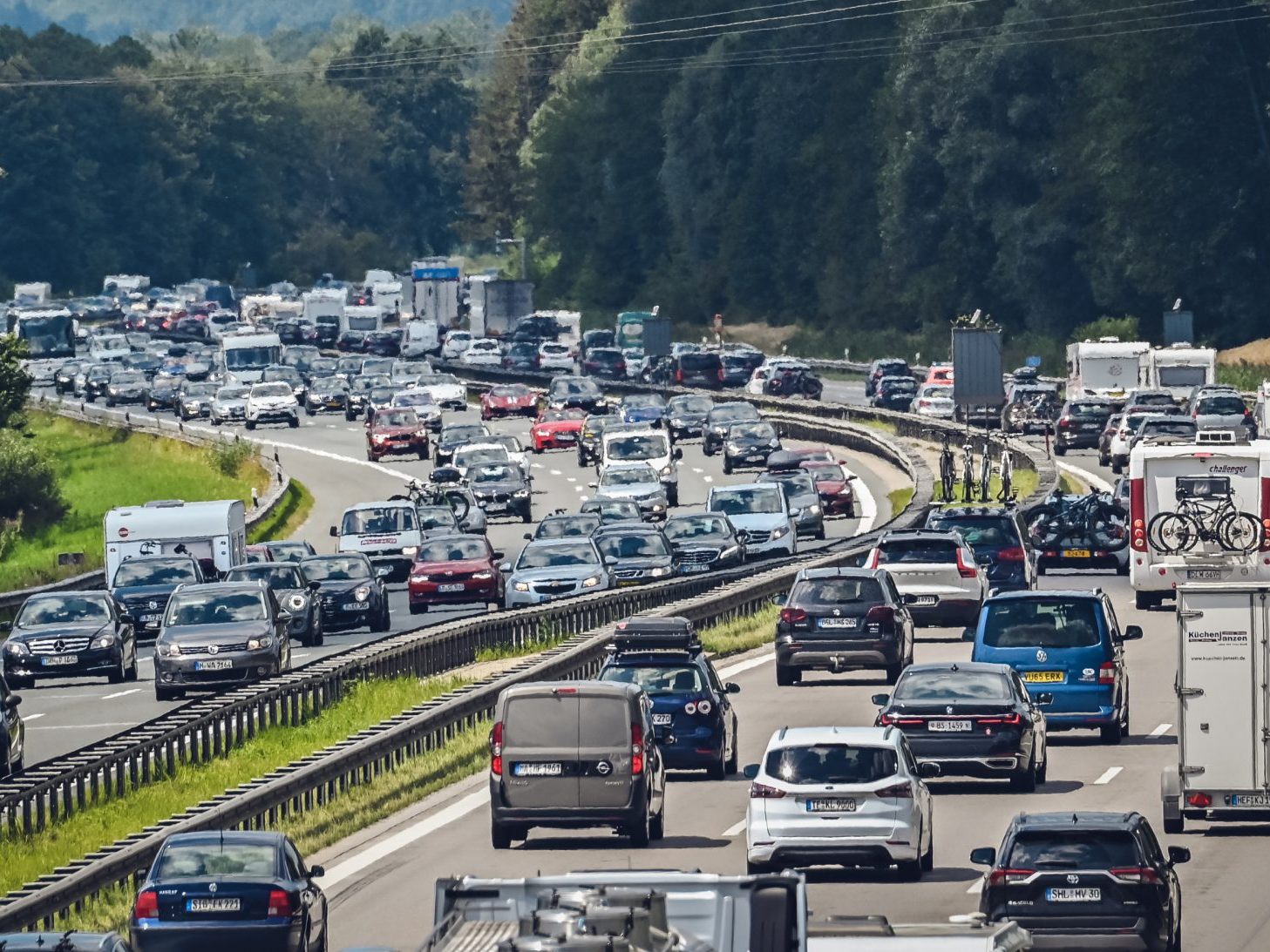 Vor allem Deutsche werden am Wochenende Österreichs Straßen fluten. Vor allem Deutsche werden am Wochenende Österreichs Straßen fluten.