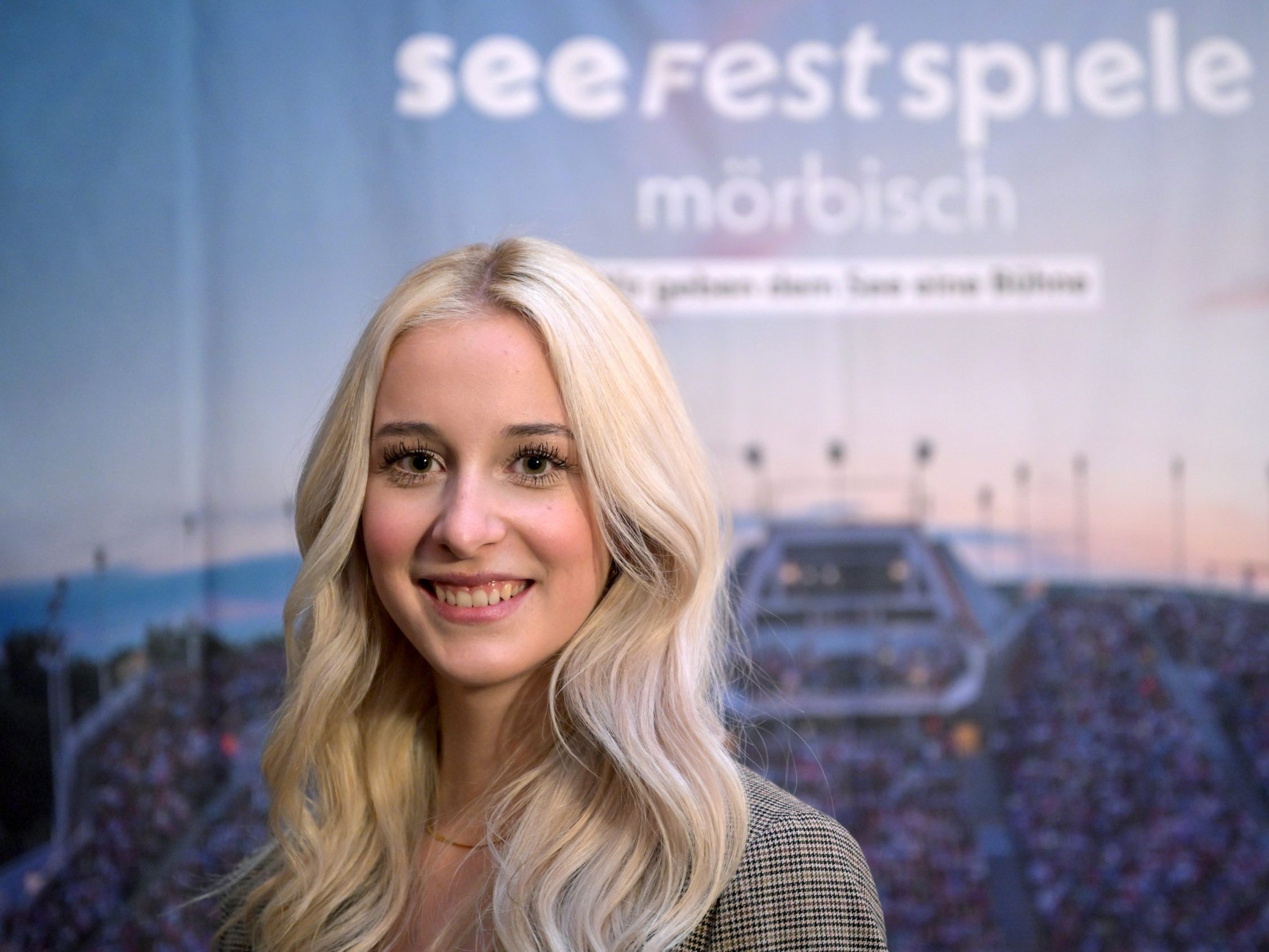 Jungstar Anna Rosa Döller ist die selbstbewusste Eliza.