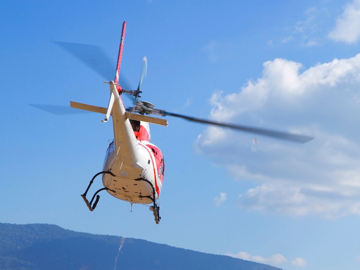 Bergrettung, Alpin- und Flugpolizei rückten aus und halfen den Wanderern. Bergrettung, Alpin- und Flugpolizei rückten aus und halfen den Wanderern.