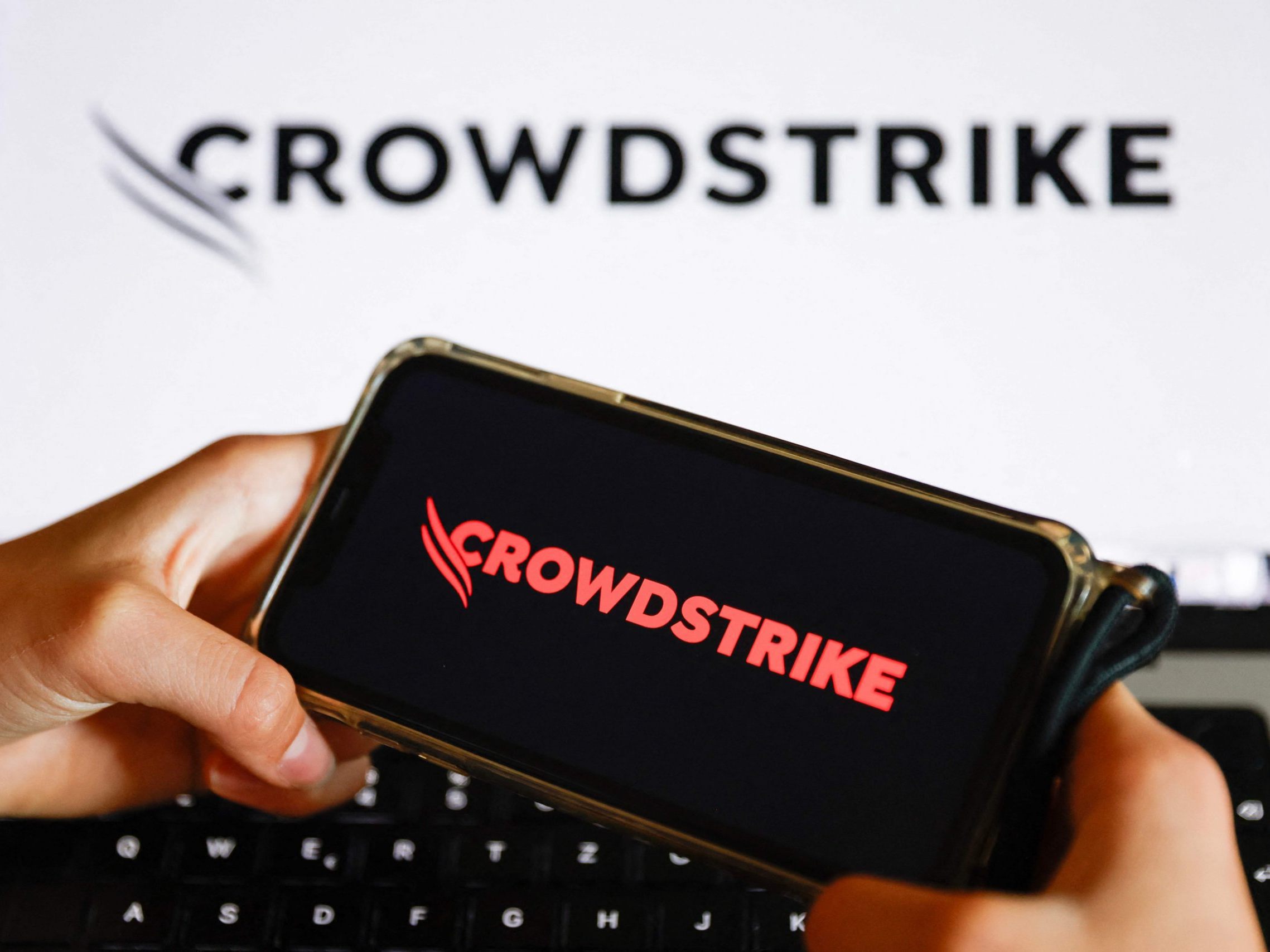 Die Aktie von Crowdstrike fiel stark ab.
