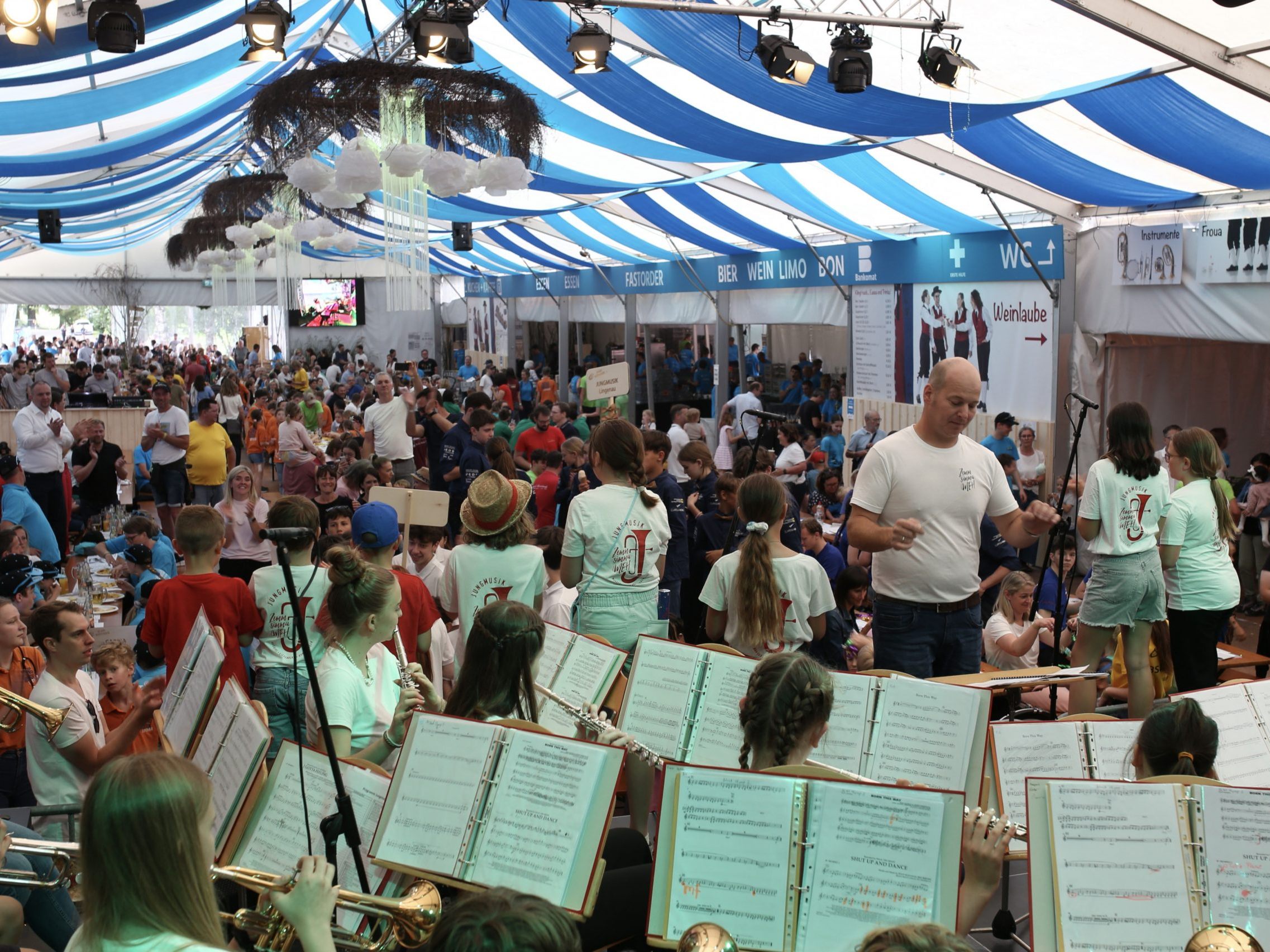Großartiges Geburtstagsfest der Bürgermusik Höchst Großartiges Geburtstagsfest der Bürgermusik Höchst