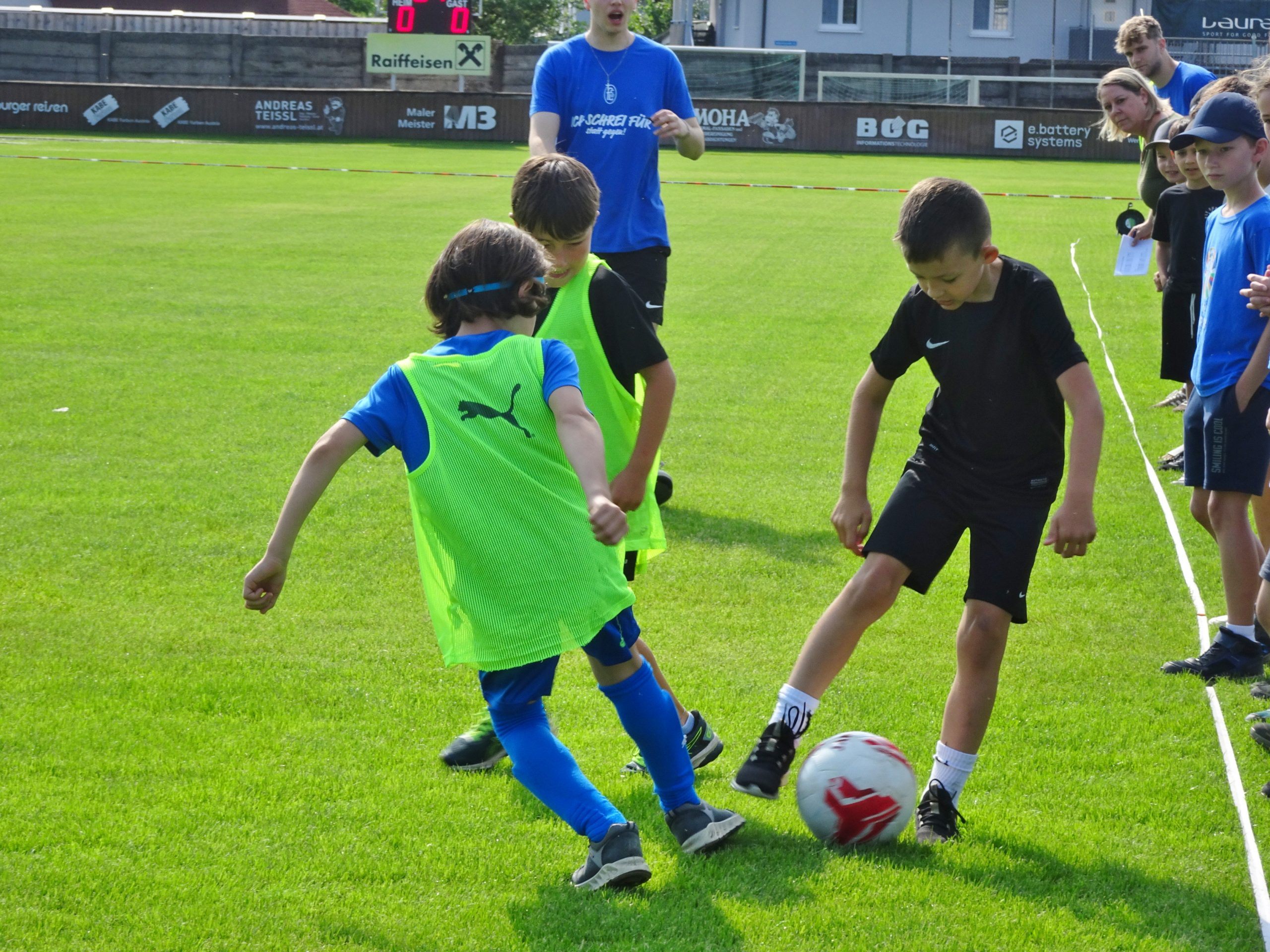 Die kleinen Fußballstars zeigten beim Luschnouar VS-Cup ihr Können.