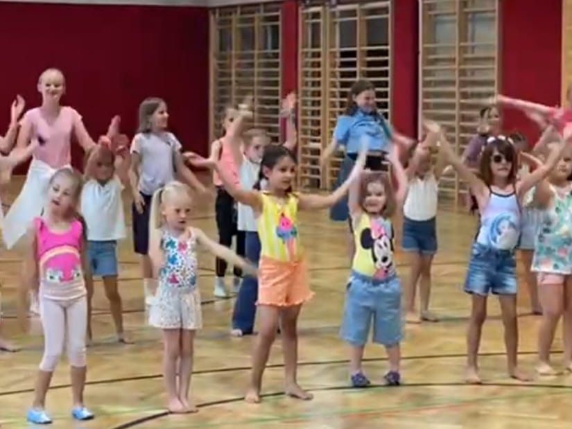 Ob klein oder groß - tanzen macht Spaß.