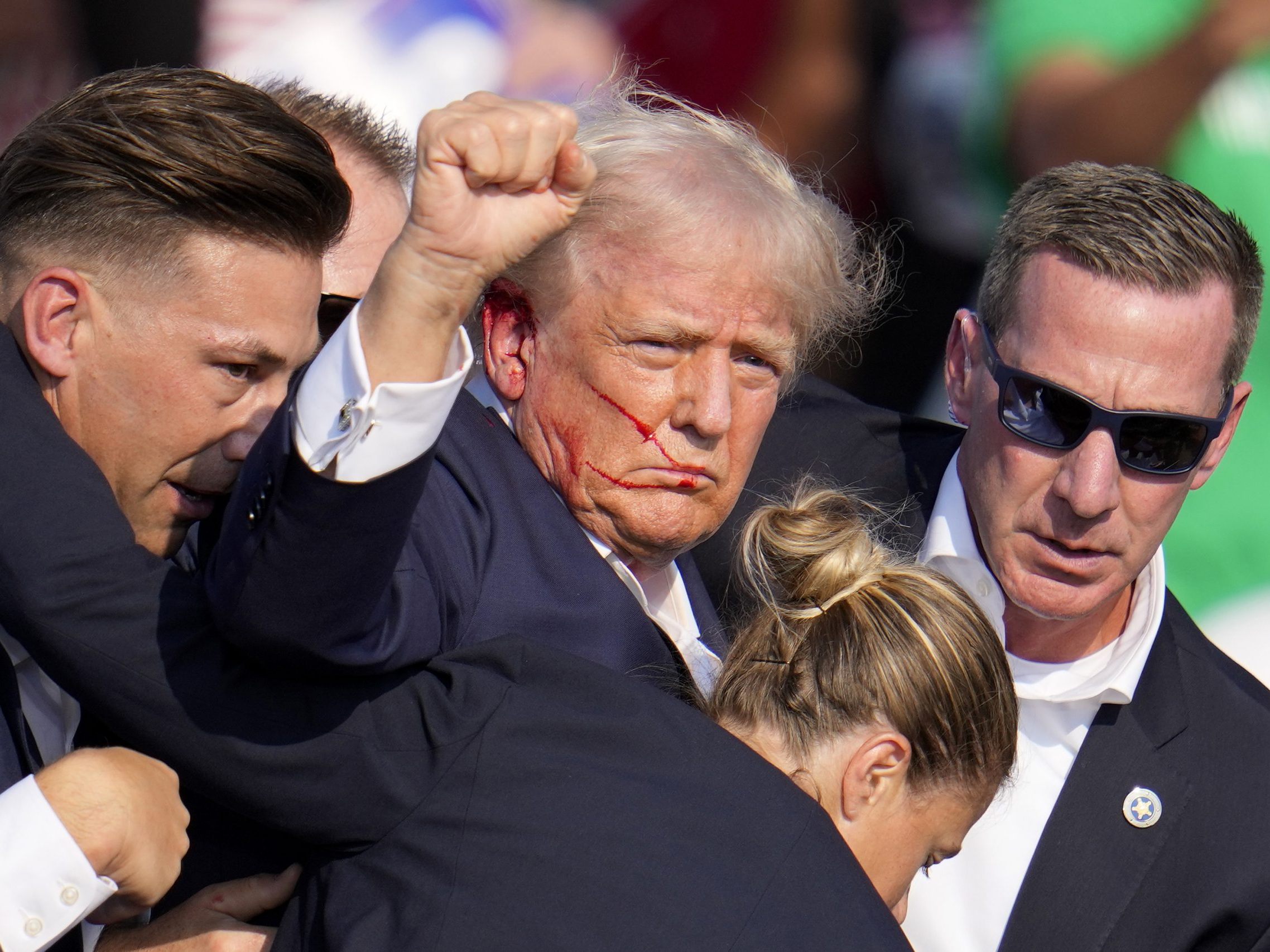 Der 20-jährige, der auf Trump geschossen hat, war Republikaner.