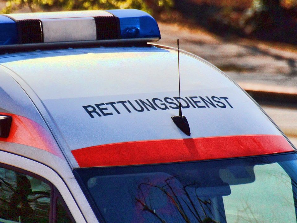 Die schwer verletzten Mädchen wurden ins Krankenhaus gebracht.