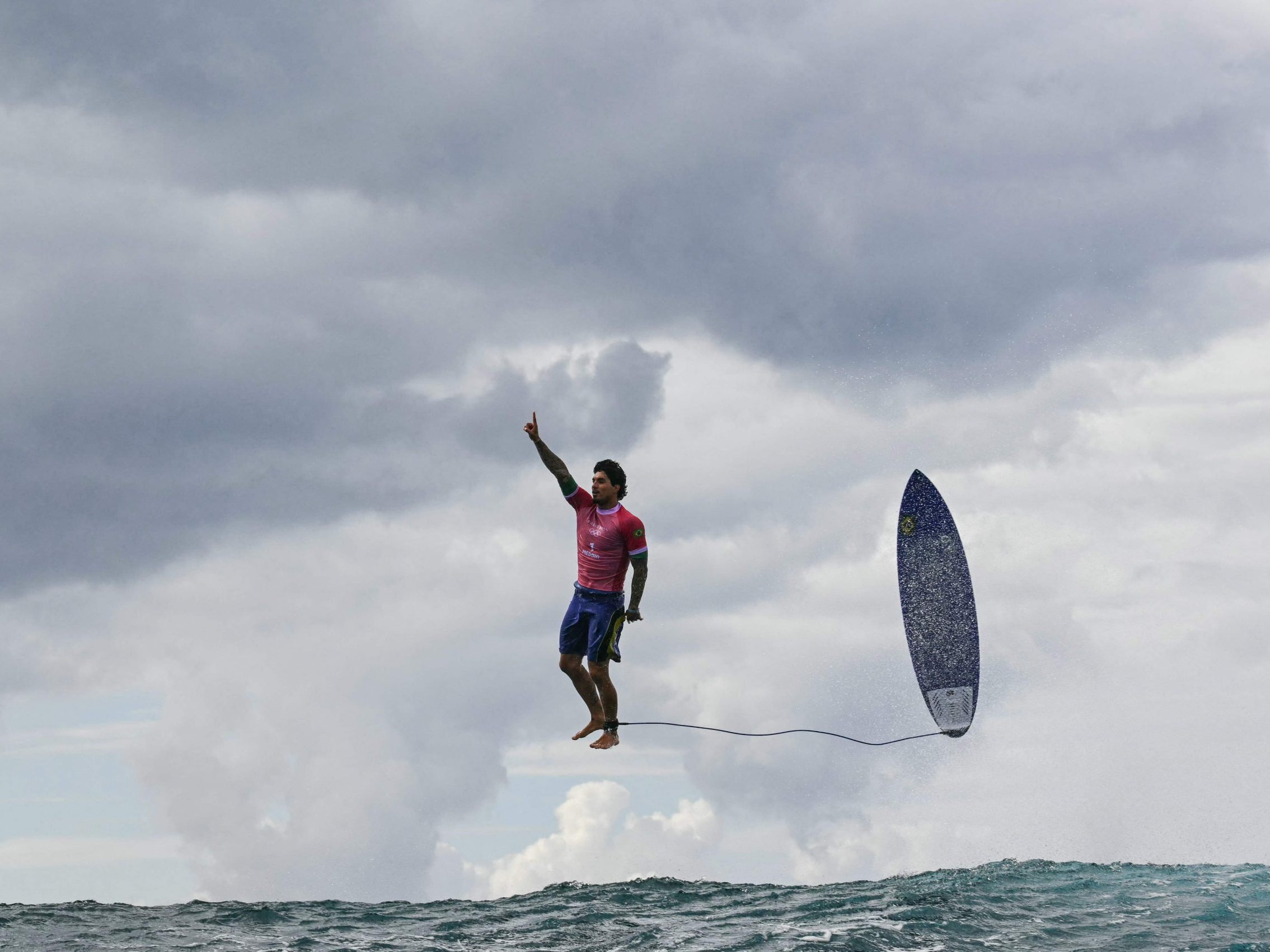 Spektakulär: Surfer Gabriel Medina.