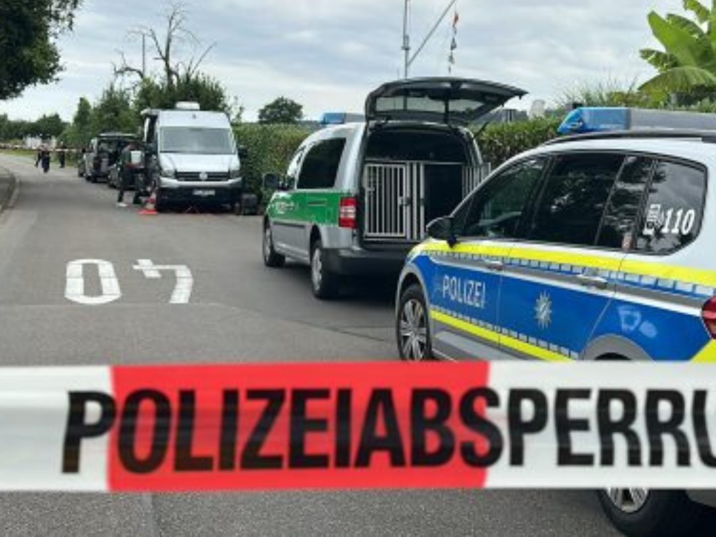 Noch viele Fragen offen. Noch viele Fragen offen.