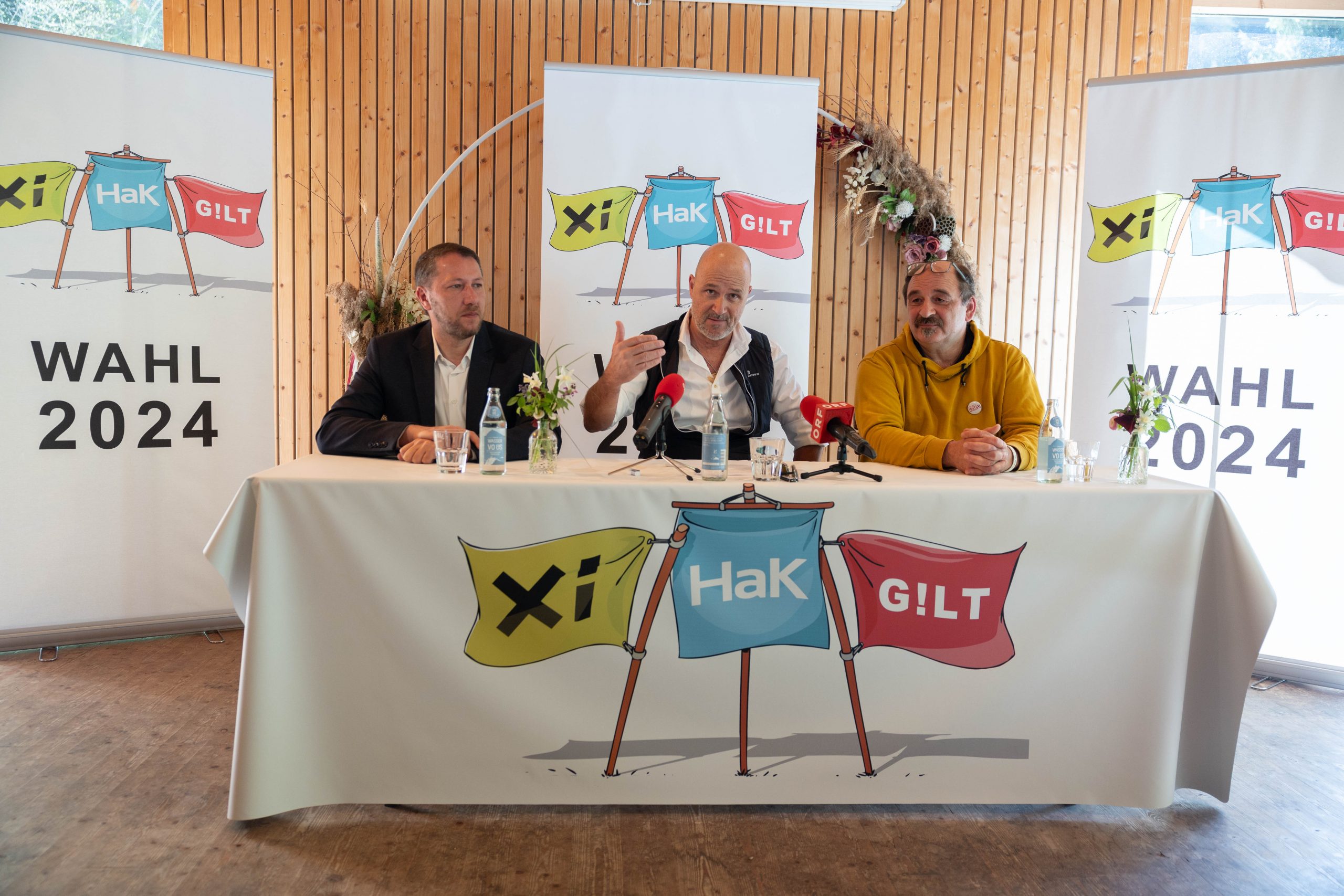 PK von Chris Alge, Murat Durdu, Alexander Wilhelm von Xi, HaK und Gilt, die gemeinsam in die Landtagswahl