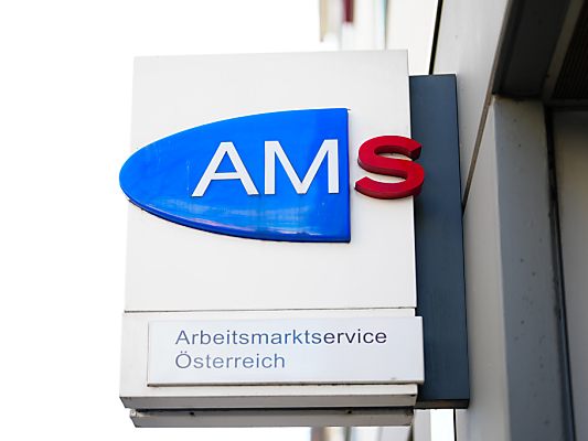 341.769 Personen im Juli ohne Job - 10 Prozent mehr als im Jahr davor
