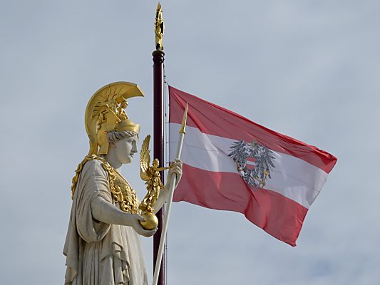 Zahlreiche Parteien wollen ins Parlament. Zahlreiche Parteien wollen ins Parlament.