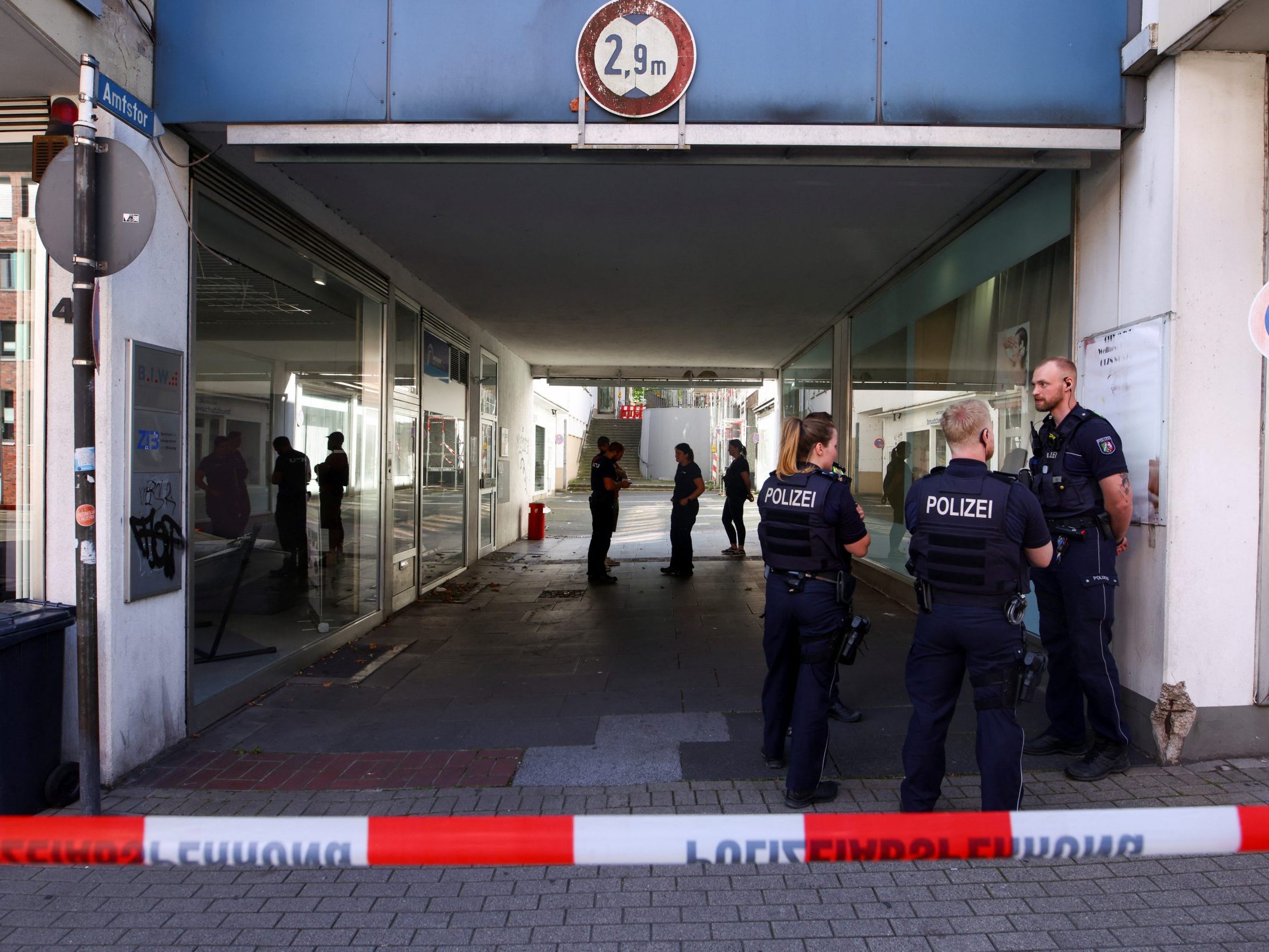 Ein 15-Jähriger wurde festgenommen.