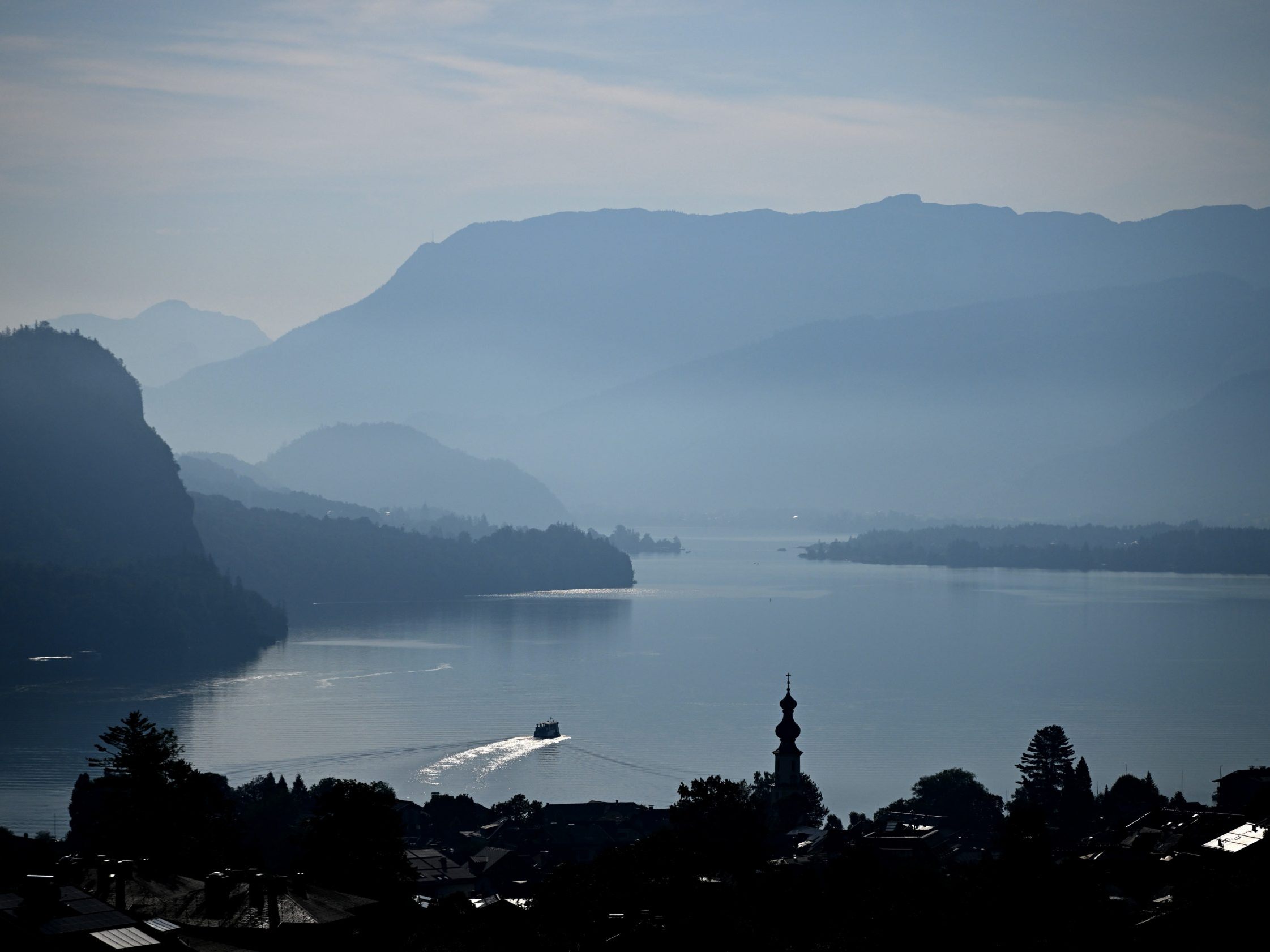 Ein Toter nach Badeunfall im Wolfgangsee. Ein Toter nach Badeunfall im Wolfgangsee.