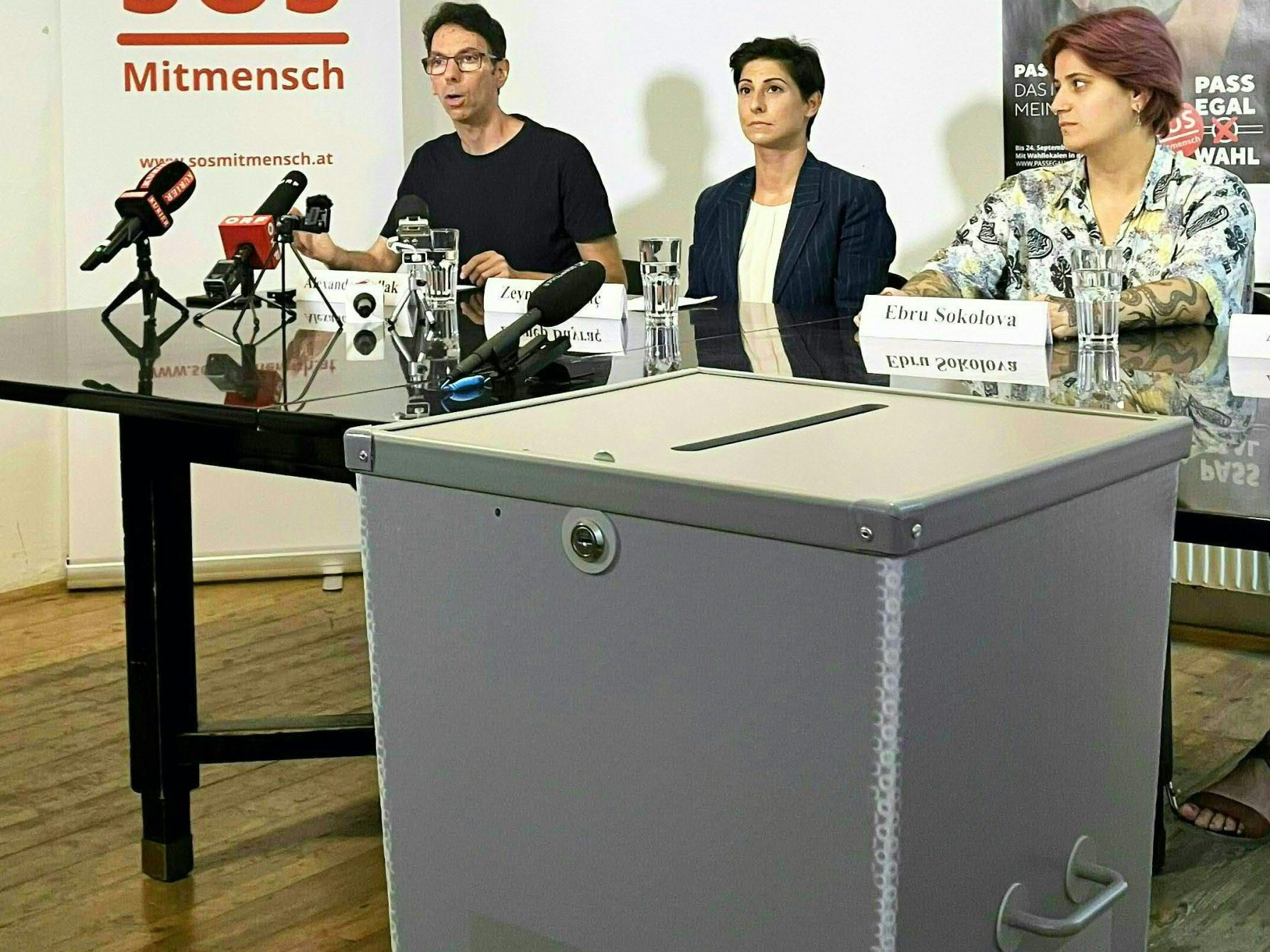 Die heurige "Pass Egal"-Wahl vor der Nationalratswahl ist nicht die erste in Österreich. Die heurige "Pass Egal"-Wahl vor der Nationalratswahl ist nicht die erste in Österreich.