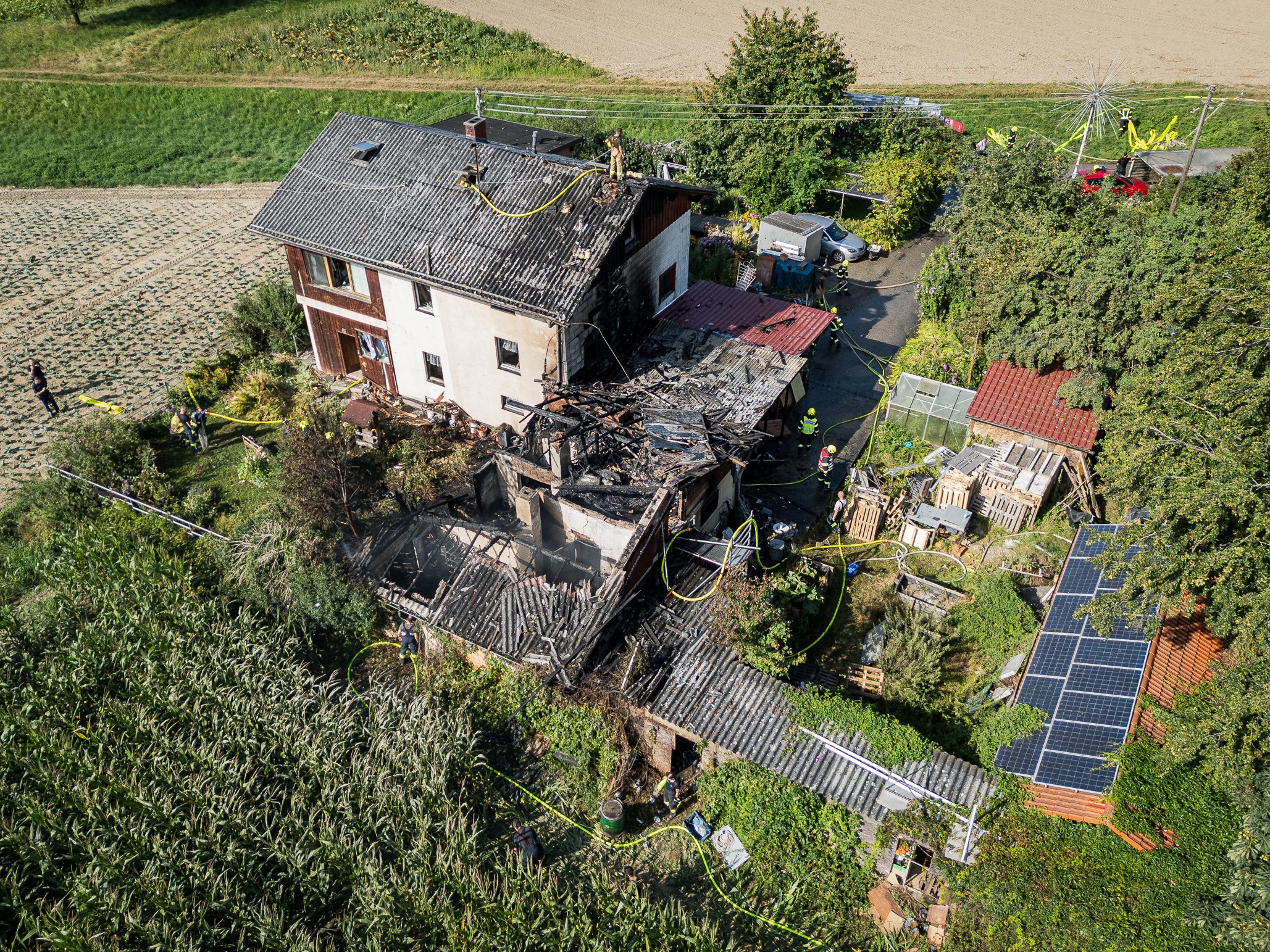 Fünf Personen wurden verletzt.