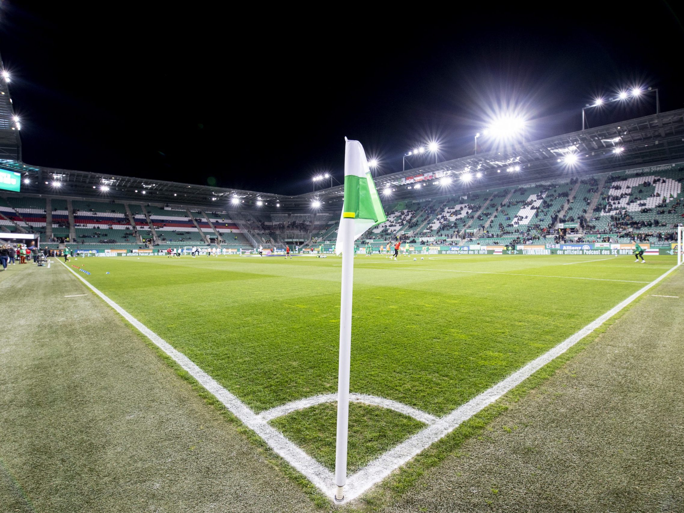 Rapid Wien in Rasen-Wertung vorne. Rapid Wien in Rasen-Wertung vorne.
