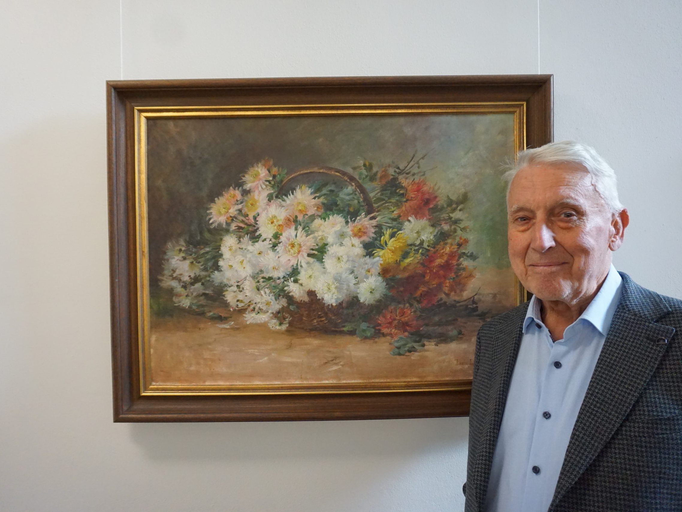 Alwin Rohner vor dem 1907 geschaffenen Stillleben des Wolfurter Künstlers Louis Letsch. Alwin Rohner vor dem 1907 geschaffenen Stillleben des Wolfurter Künstlers Louis Letsch.