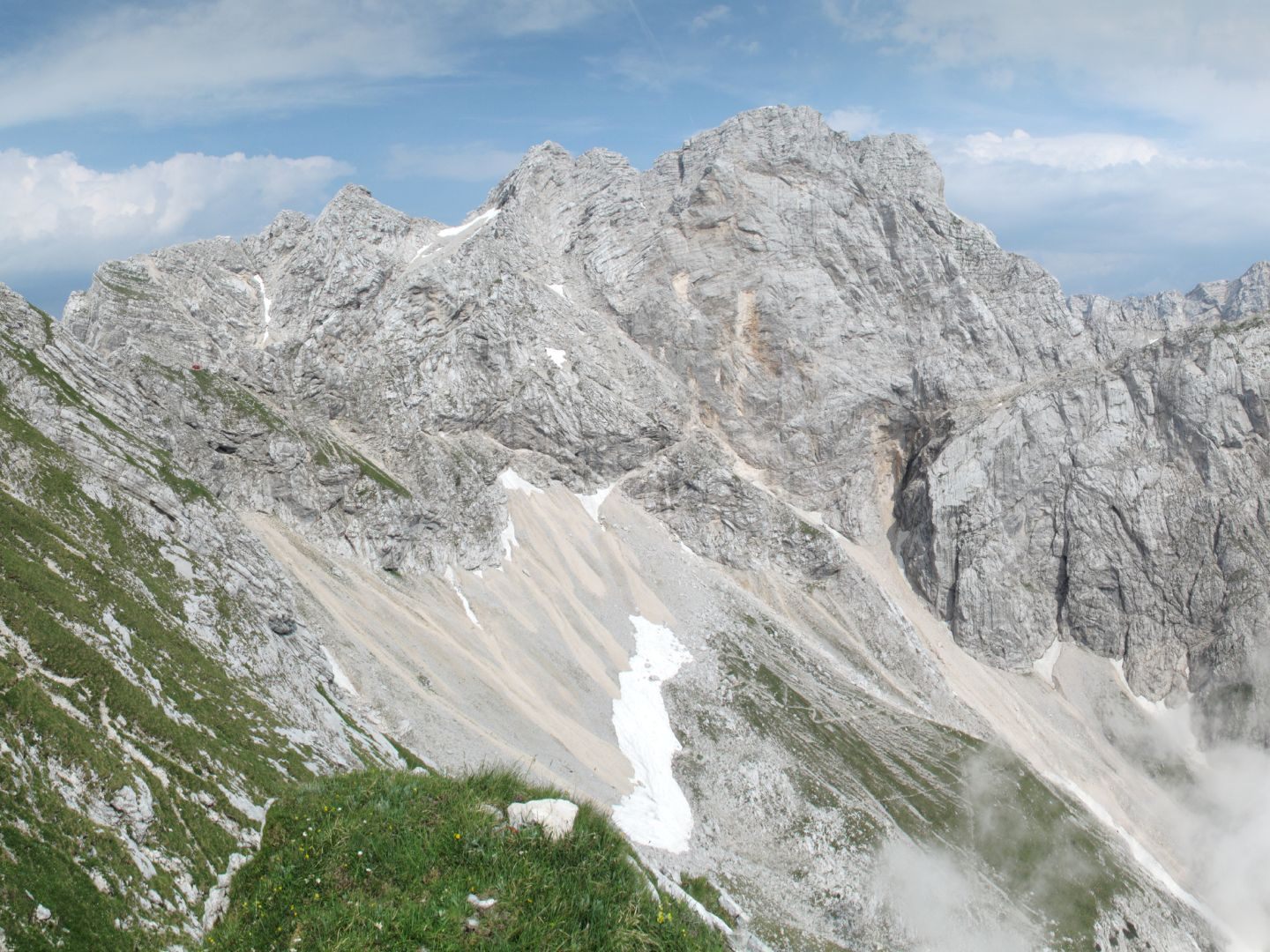 Tödlicher Alpinunfall auf dem Berg Jalovec.