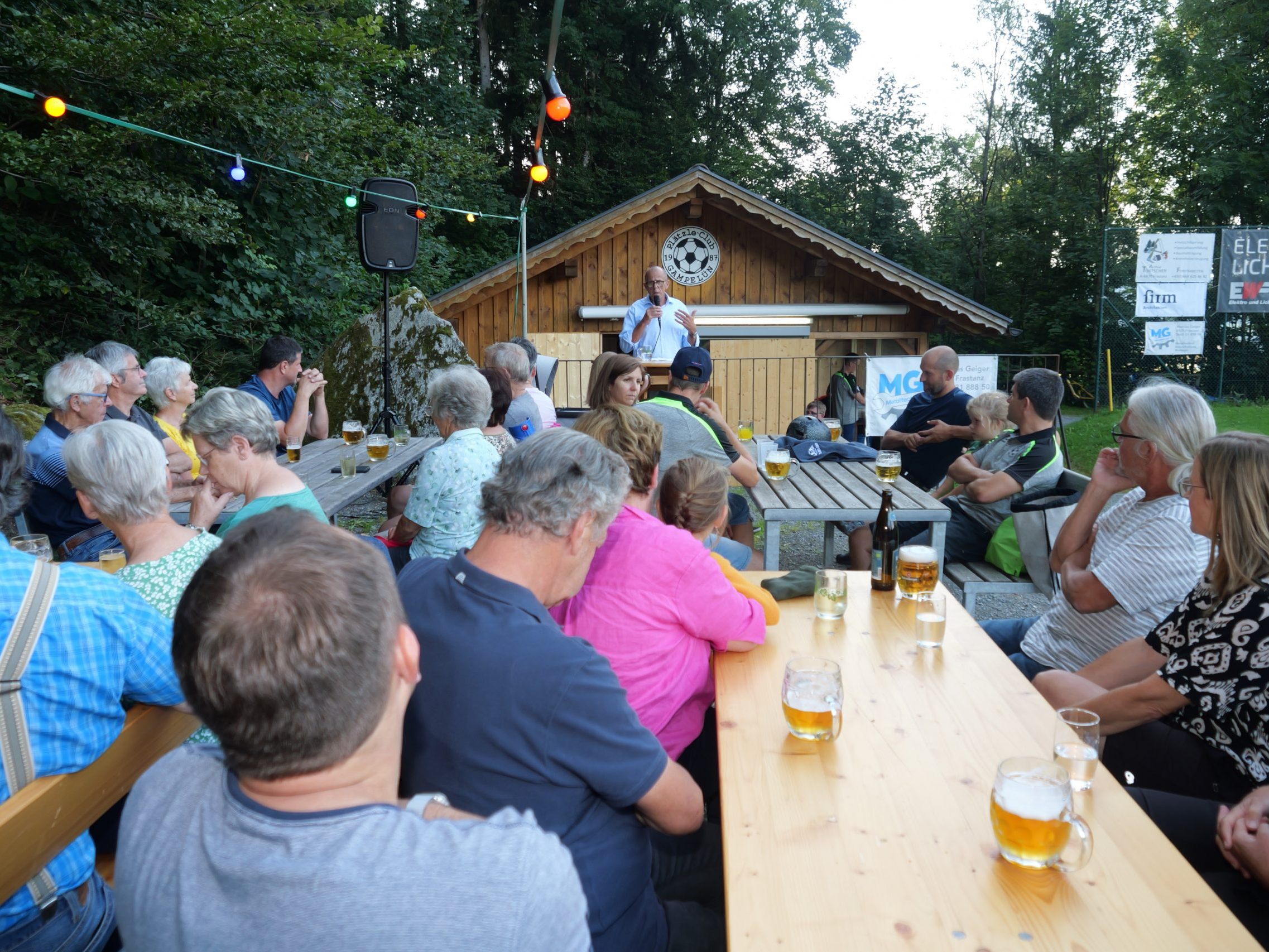 Parzellenabend mit Bürgermeister Walter Gohm in Gampelün. Parzellenabend mit Bürgermeister Walter Gohm in Gampelün.