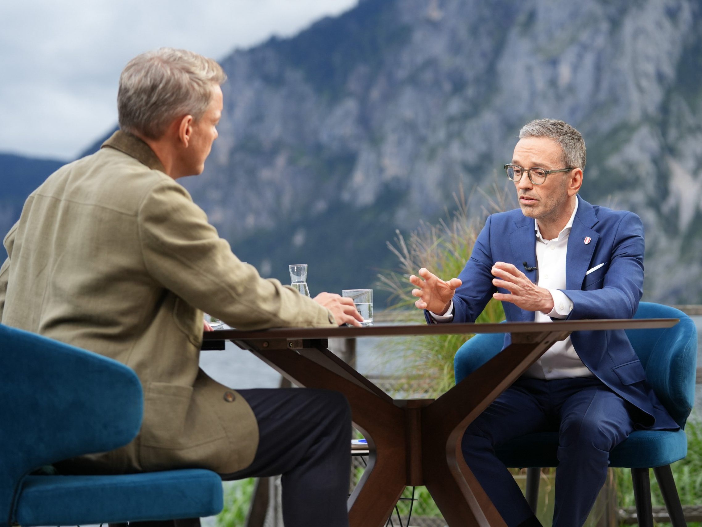 Martin Thür im Gespräch mit Herbert Kickl. Martin Thür im Gespräch mit Herbert Kickl.