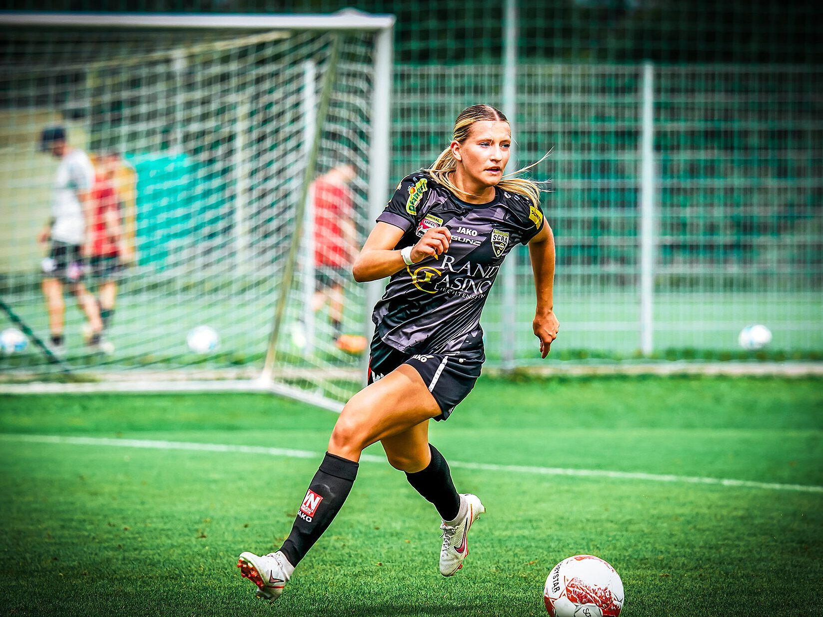 Nach fünf intensiven Trainingswochen geht es für die Elf rund um Kapitänin Francesca Horvat-Calò im ersten Pflichtspiel der Saison gegen den FC Bergheim.