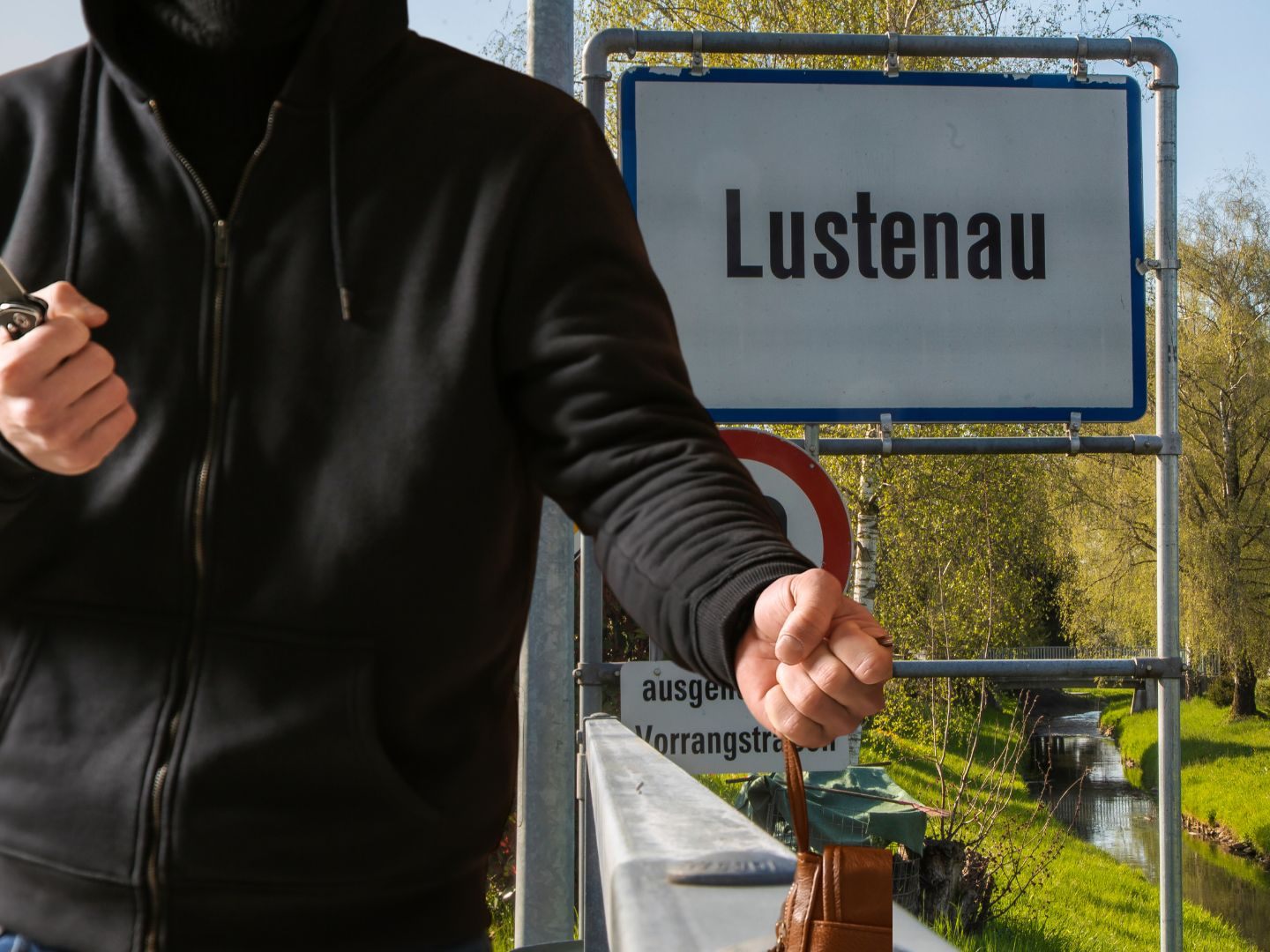 13-jähriger Tatverdächtiger nach Alarmfahndung gefasst 13-jähriger Tatverdächtiger nach Alarmfahndung gefasst