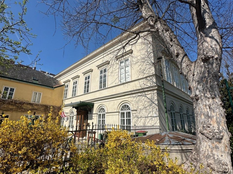 Der Verein Kunst99 lässt die Wiener Salon-Kultur in der Villa Wertheimstein wieder aufleben.