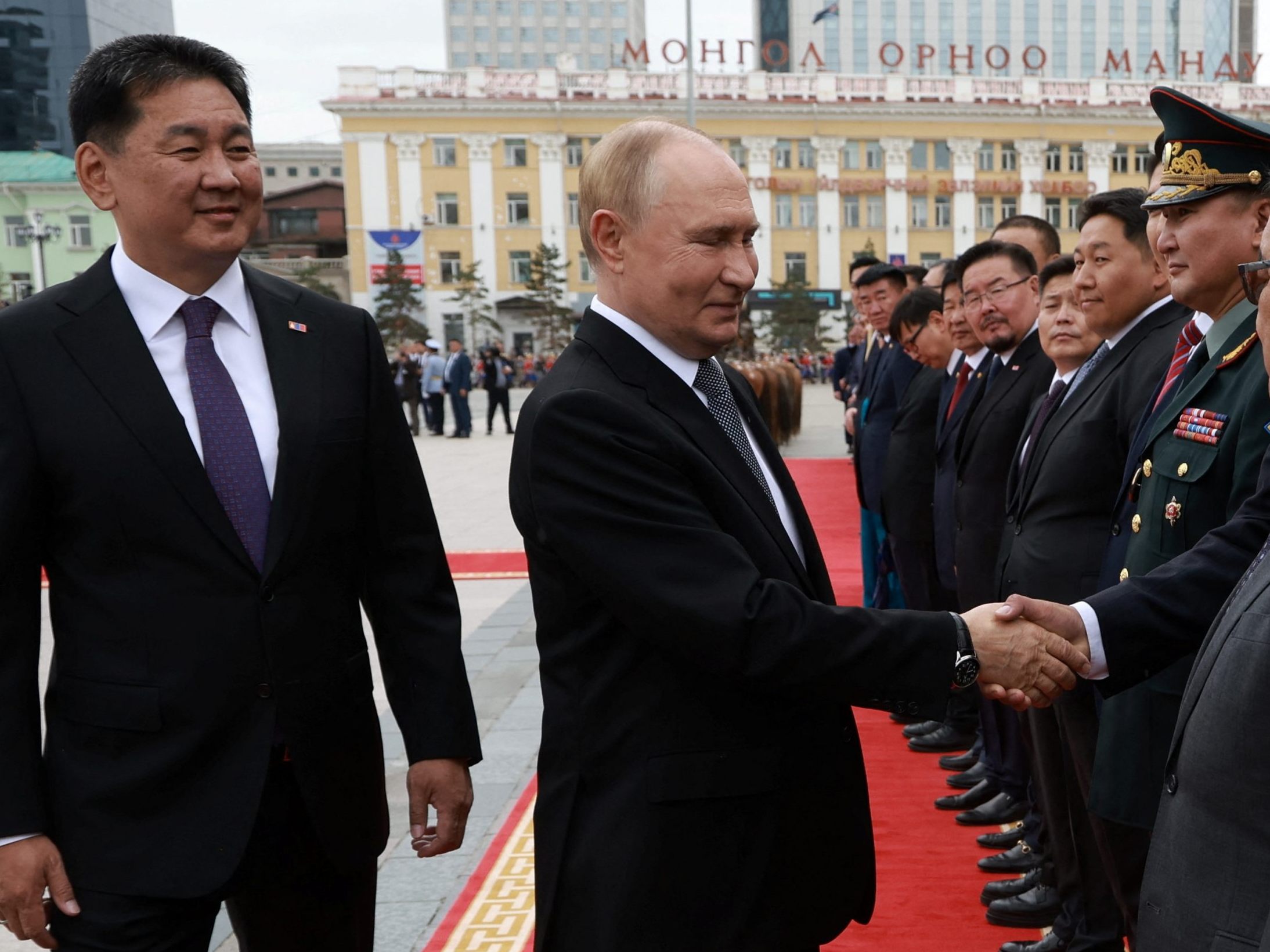 Experte: Festnahme Putins wäre "selbstmörderisch" für Mongolei. Experte: Festnahme Putins wäre "selbstmörderisch" für Mongolei.