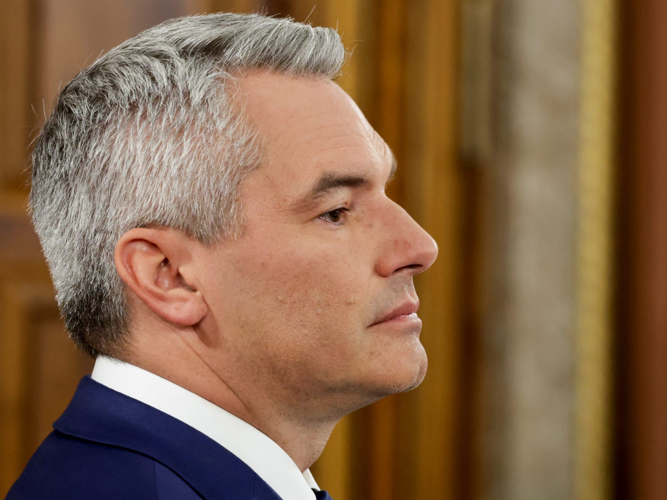ÖVP liegt nach Hochrechnung hinter der FPÖ auf Platz zwei. ÖVP liegt nach Hochrechnung hinter der FPÖ auf Platz zwei.