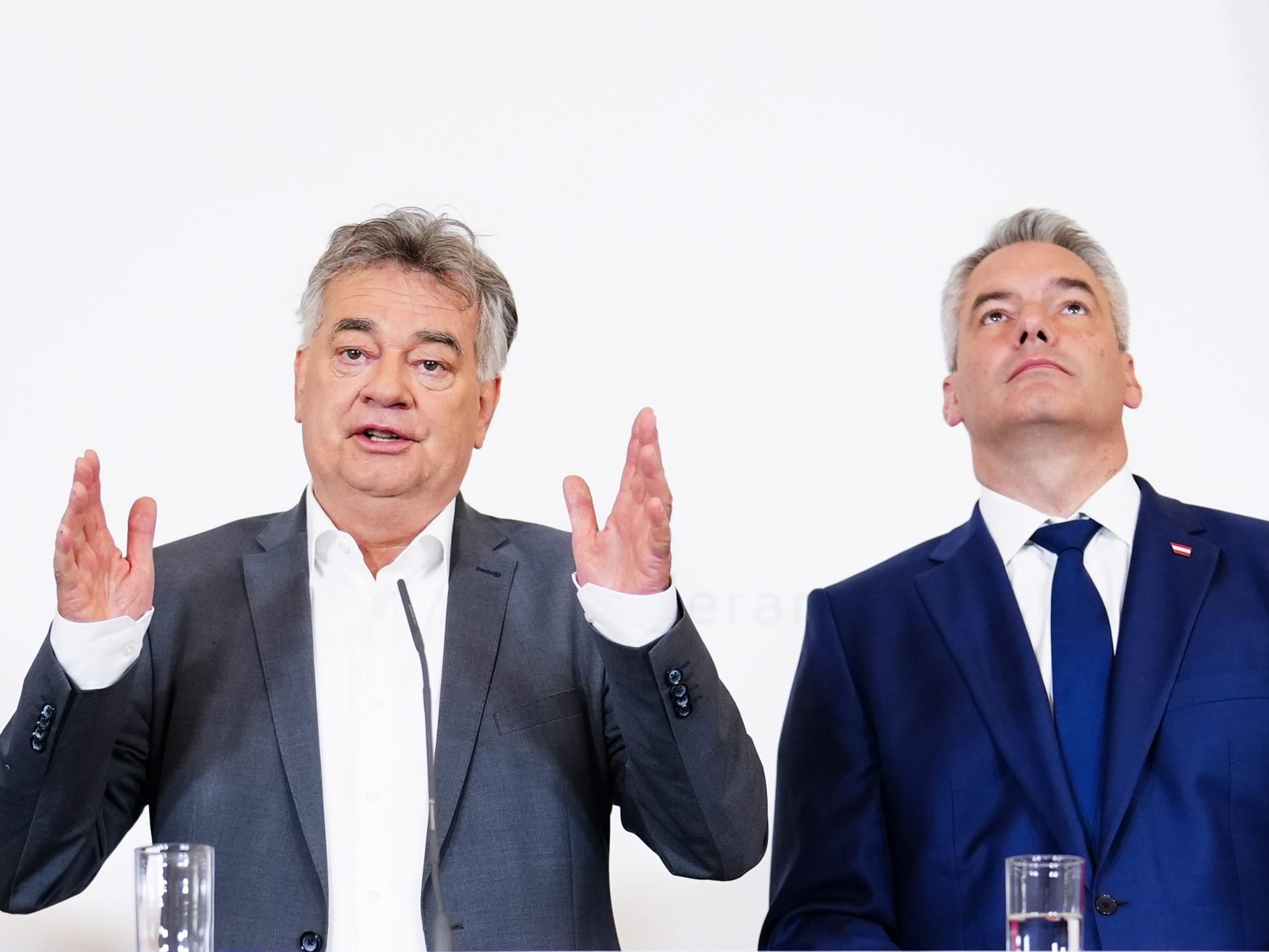 Der Katastrophenfonds wird auf 1 Mrd. Euro aufgestockt. Der Katastrophenfonds wird auf 1 Mrd. Euro aufgestockt.
