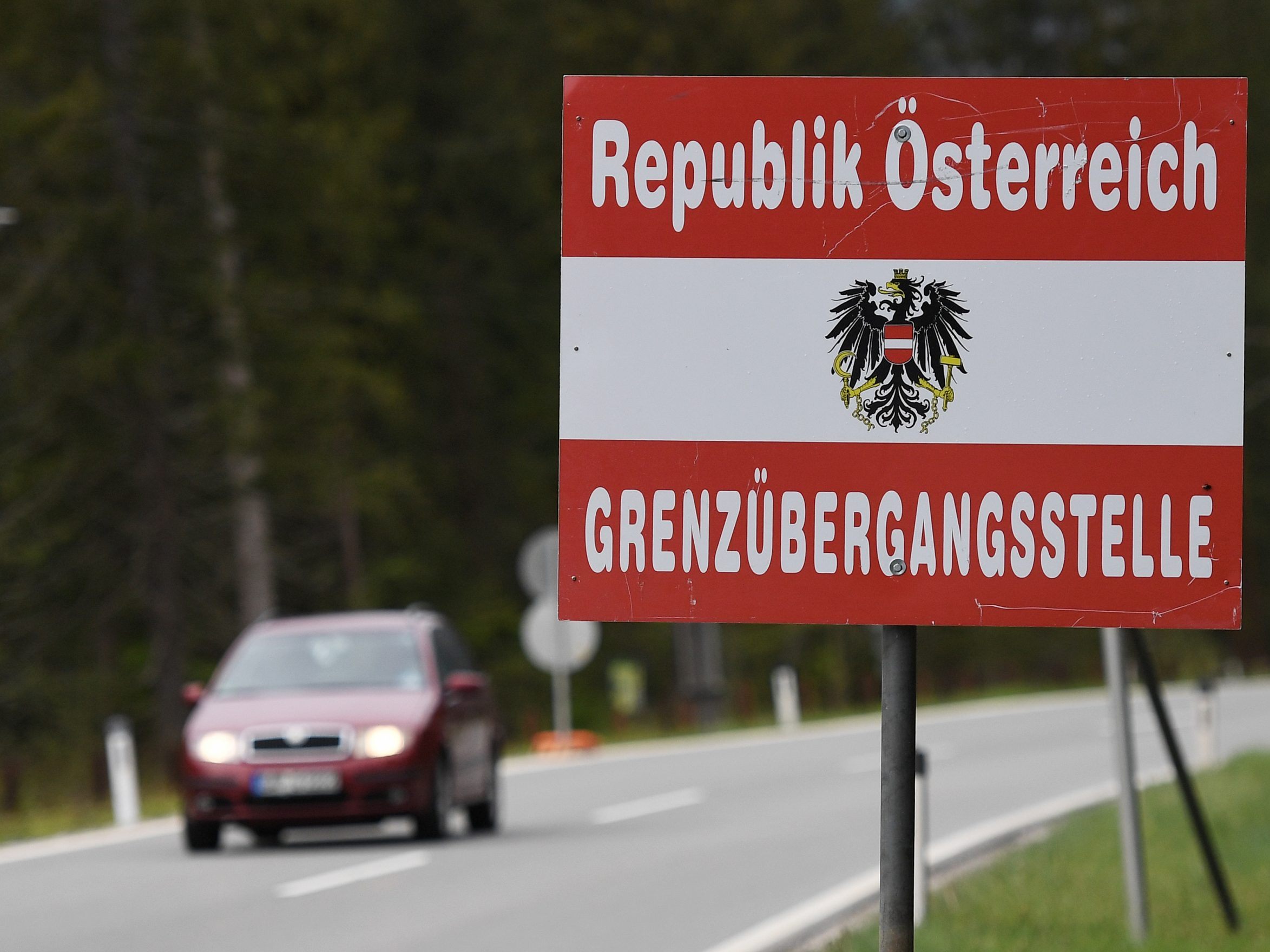 Der Rückgang der Asylanträge in Österreich beschleunigt sich.