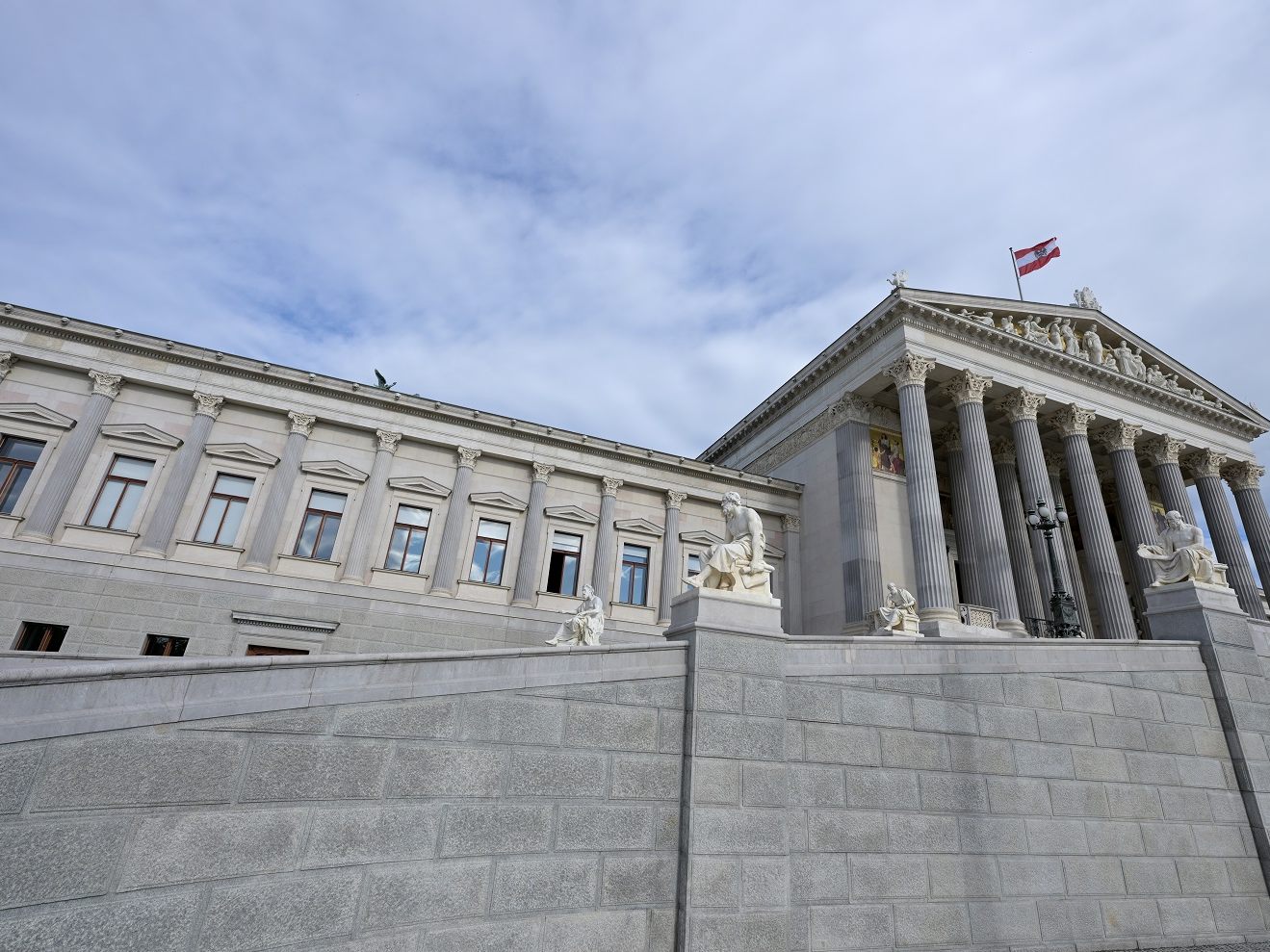 Die Nationalratswahl naht - zuvor könnte es aber noch zu einer Sondersitzung kommen. Die Nationalratswahl naht - zuvor könnte es aber noch zu einer Sondersitzung kommen.