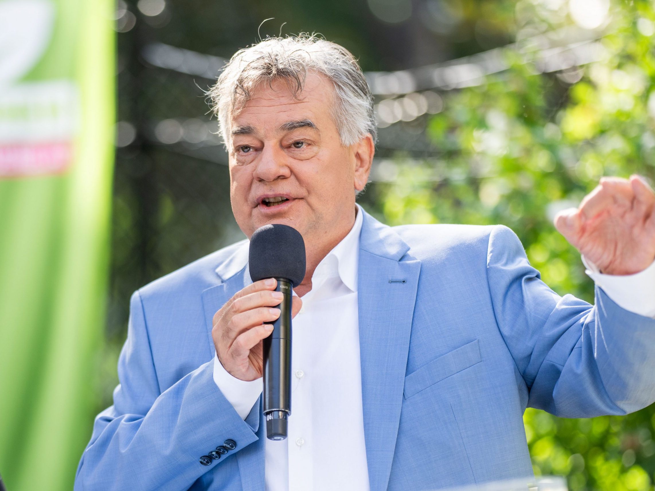 Harris für Kogler "lösungs- und kooperationsorientierte Politikerin". Harris für Kogler "lösungs- und kooperationsorientierte Politikerin".