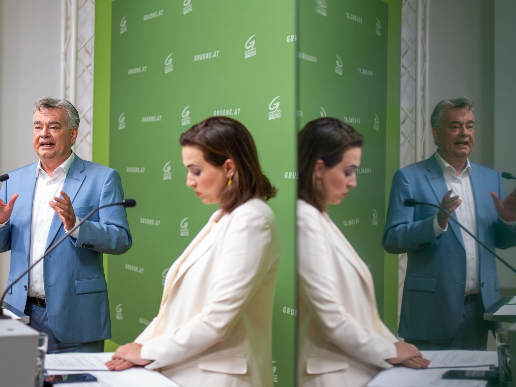 Zadic und Kogler befürchten Umbau des Staats Zadic und Kogler befürchten Umbau des Staats