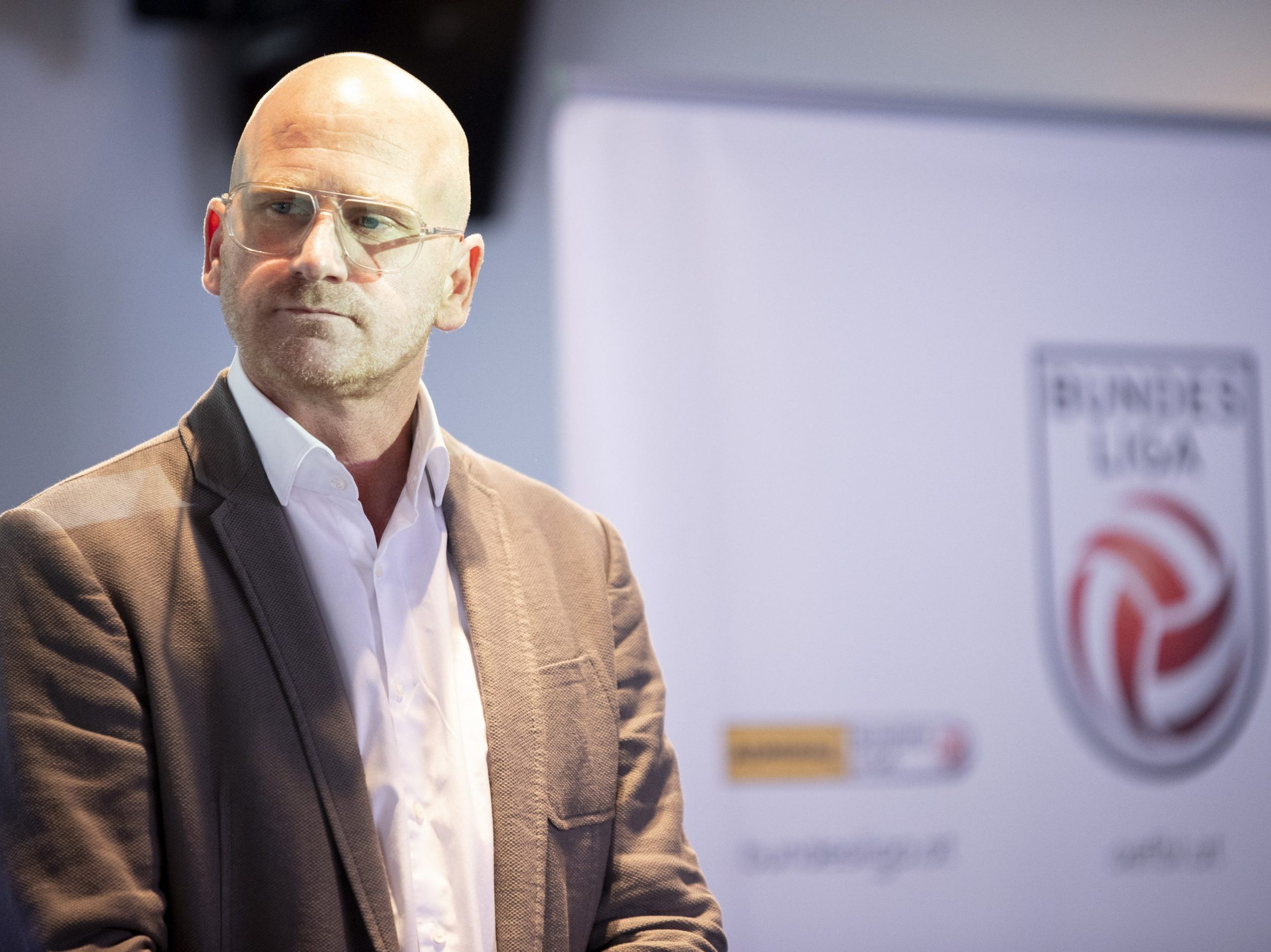 "Ich kann mich an kaum etwas Vergleichbares erinnern", so der Vorstandsvorsitzende der Bundesliga. "Ich kann mich an kaum etwas Vergleichbares erinnern", so der Vorstandsvorsitzende der Bundesliga.
