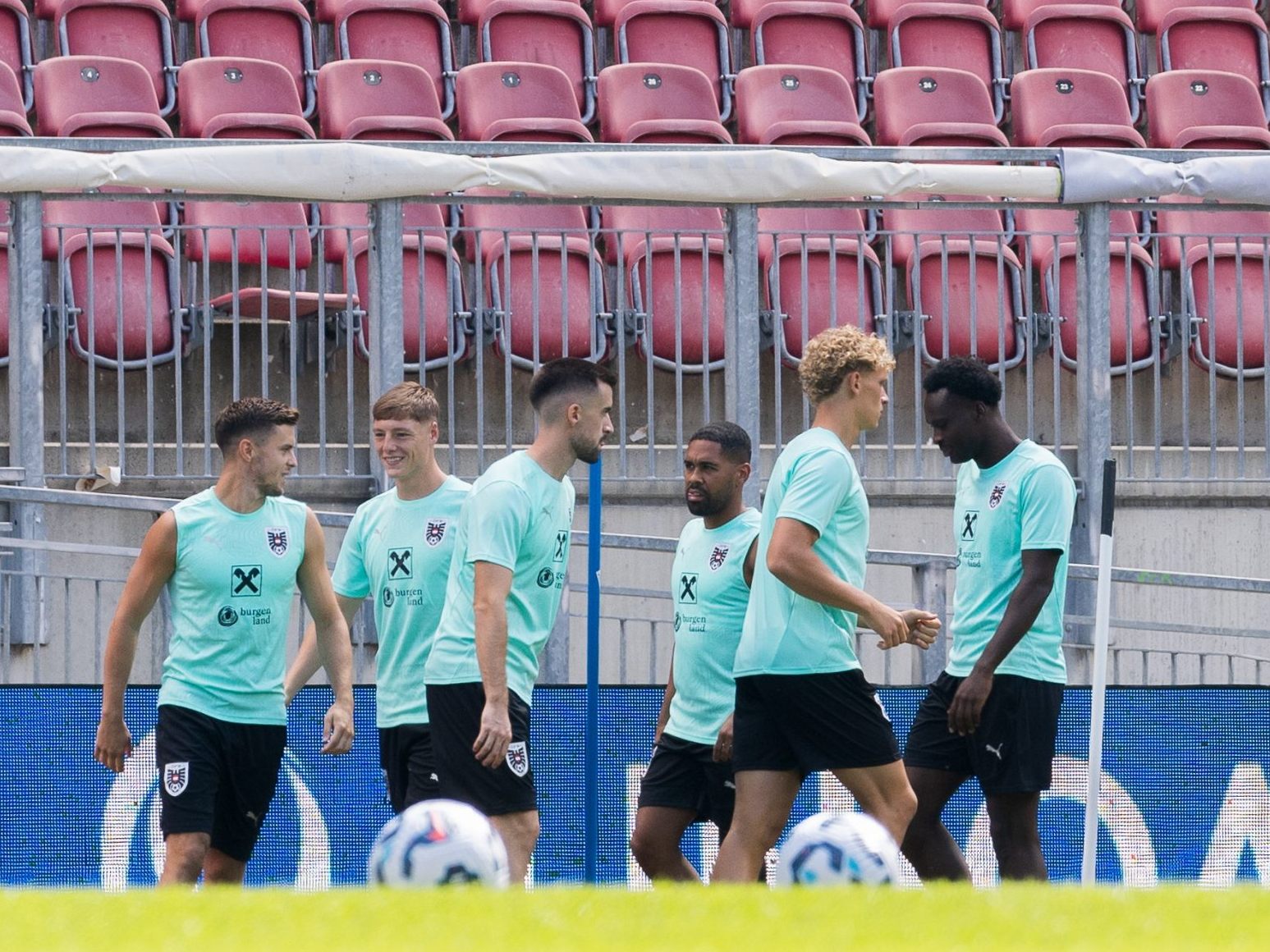 Das ÖFB-Team trainiert für den Nations League Auftakt. Das ÖFB-Team trainiert für den Nations League Auftakt.