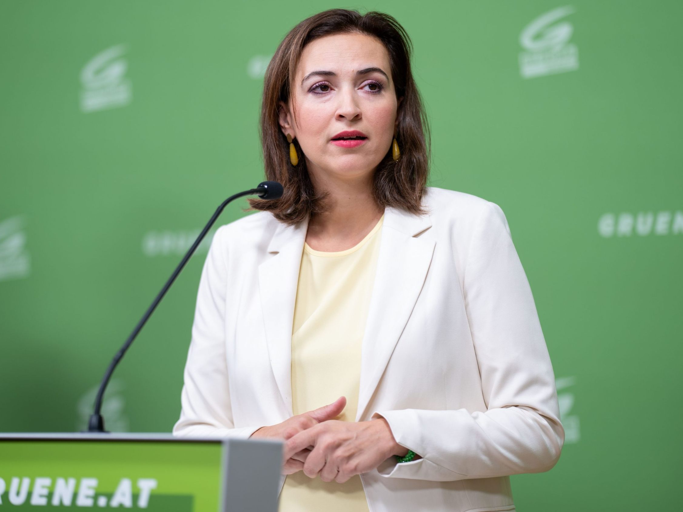 Die Grünen warnen vor einer Beschneidung von Frauenrechten. Die Grünen warnen vor einer Beschneidung von Frauenrechten.