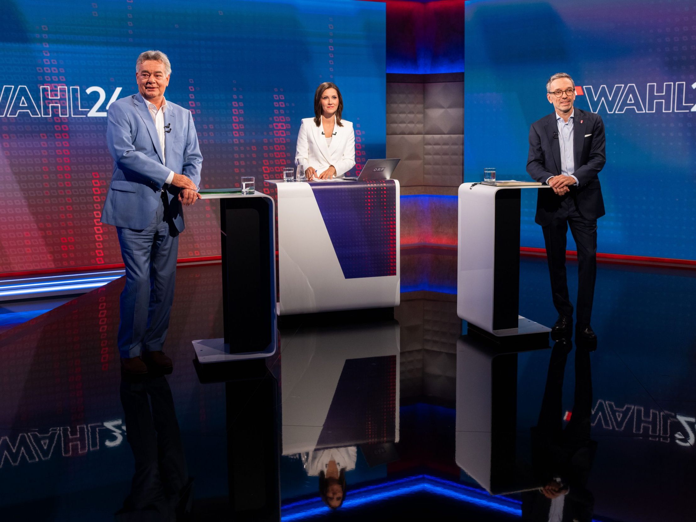 Kogler und Kickl warfen sich im TV-Duell vor der Nationalratswahl gegenseitig eine Rechenschwäche vor. Kogler und Kickl warfen sich im TV-Duell vor der Nationalratswahl gegenseitig eine Rechenschwäche vor.