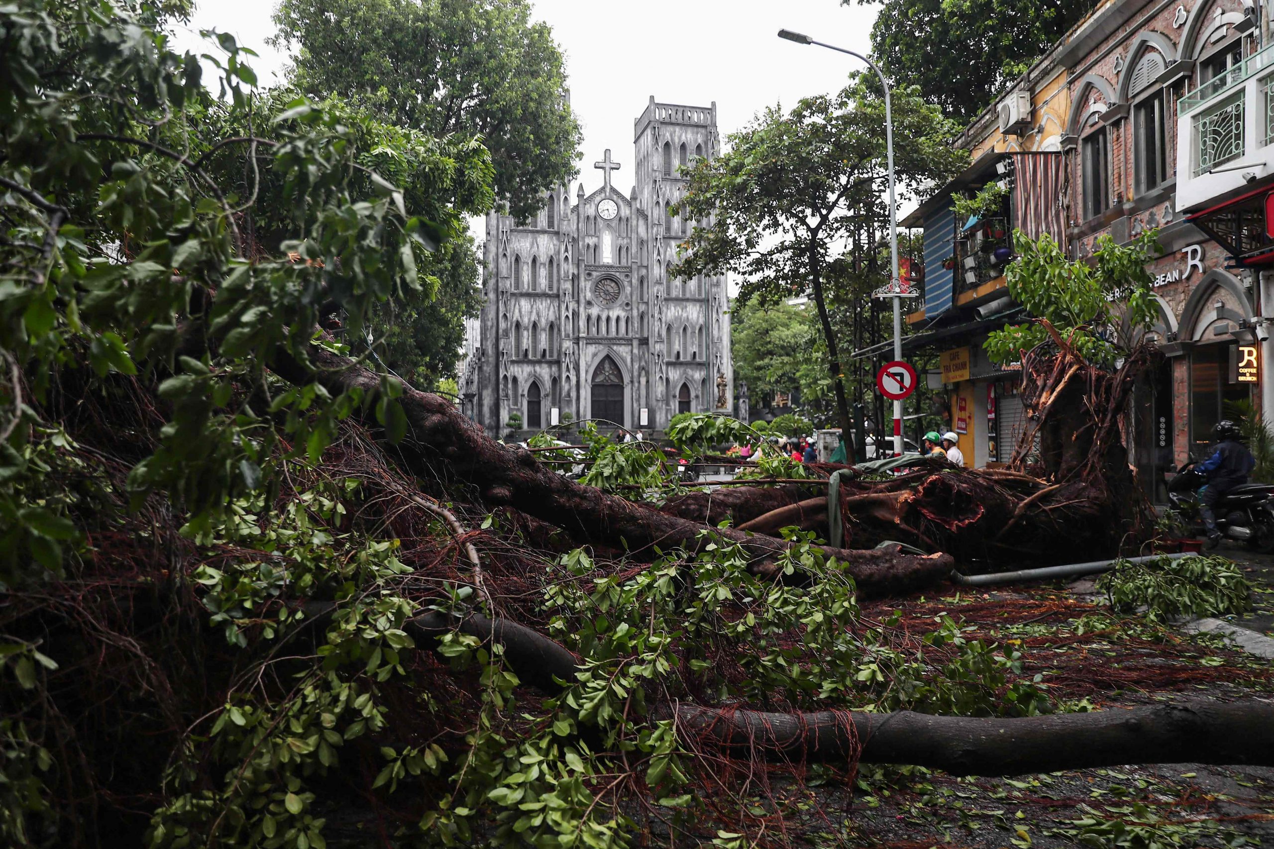 ©AP; AFP; REUTERS