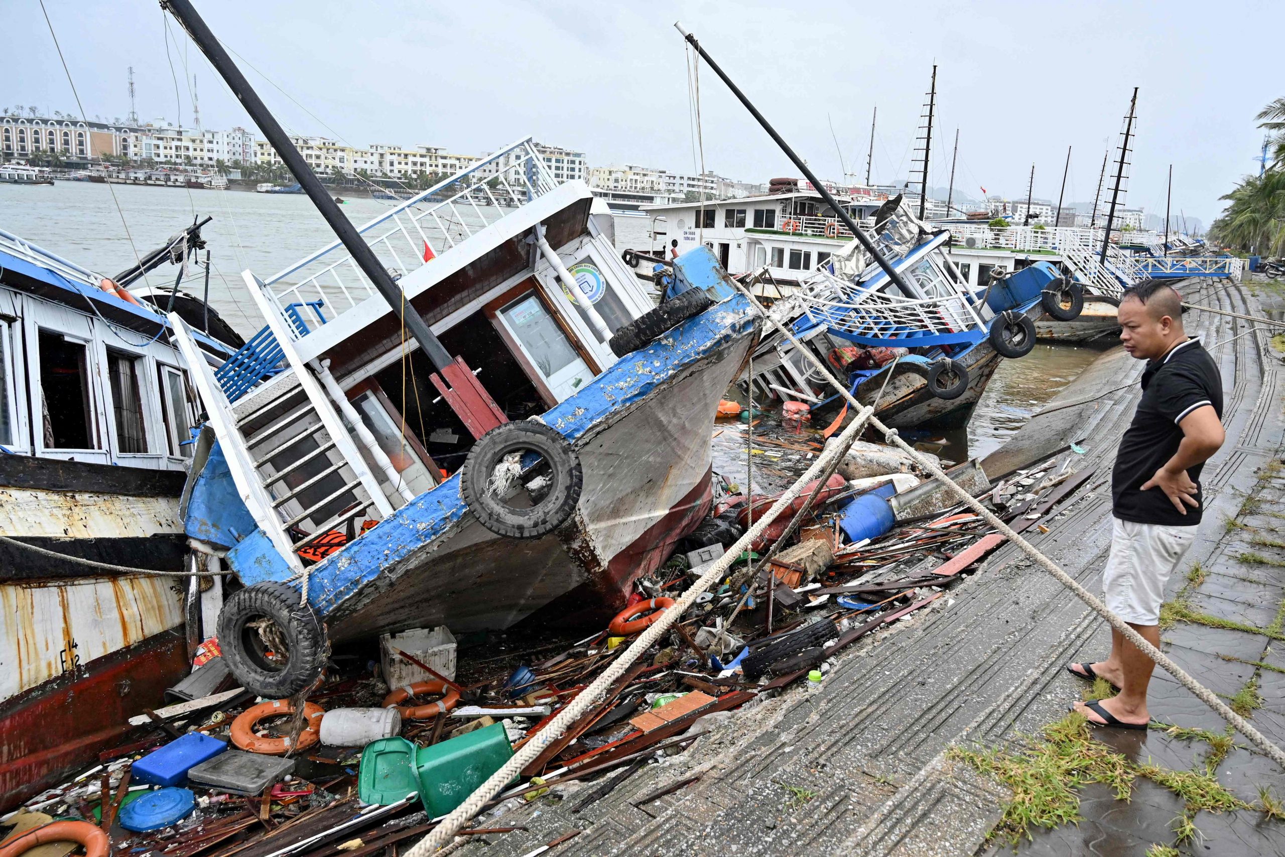 ©AP; AFP; REUTERS
