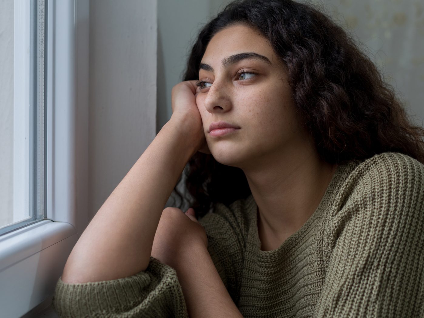 Mädchen sind öfter von Suizidgedanken betroffen. Mädchen sind öfter von Suizidgedanken betroffen.