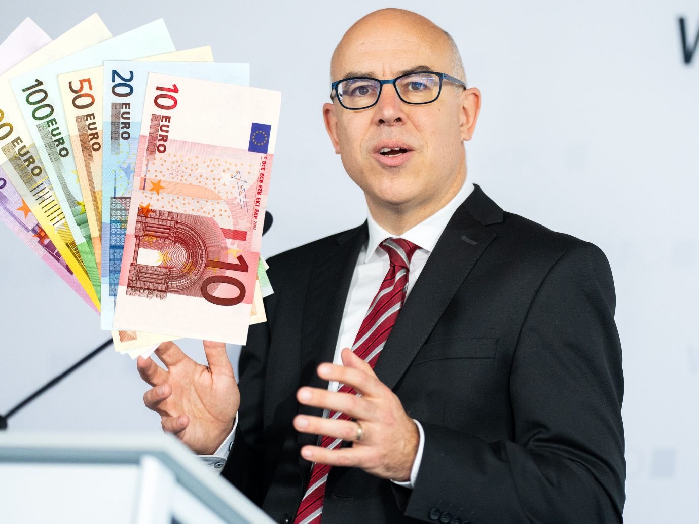 Österreichs Wirtschaft kommt weiterhin nicht in Schwung. Österreichs Wirtschaft kommt weiterhin nicht in Schwung.