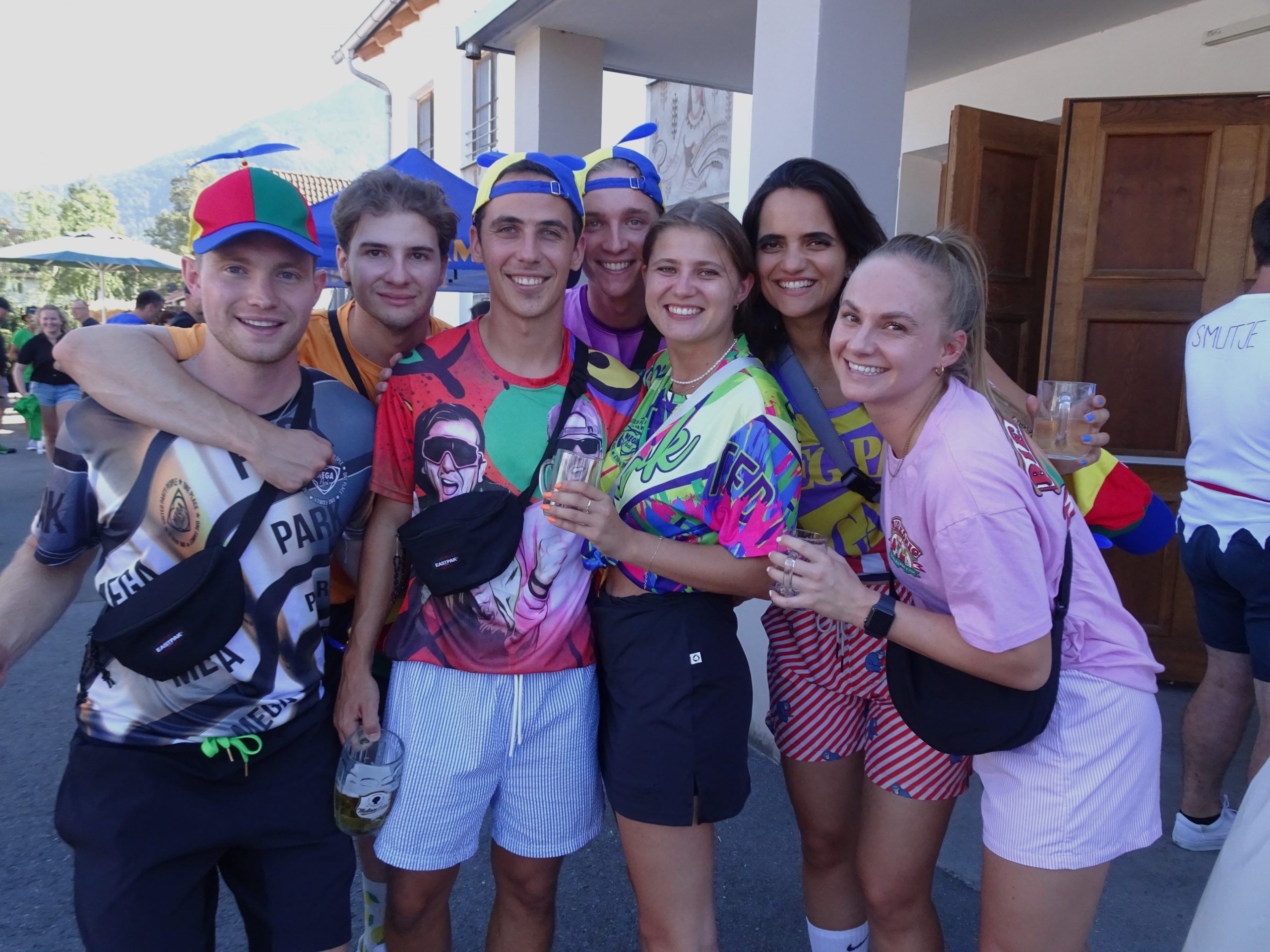 Das 12. Oberschorbach Turnier lockte heuer besonders viele junge Teams an die Tischtennisplatte - im Bild das Malle-Team, das eine gelungene Premiere feierte.
