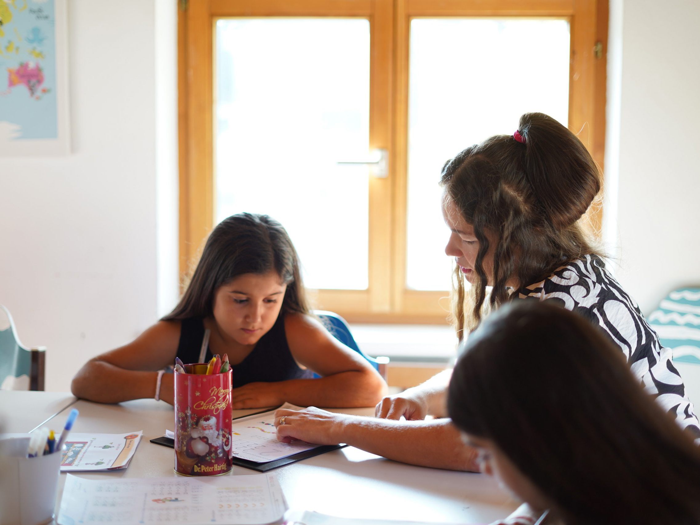 In allen Caritas-Lerncafés wurde eine SummerSchool angeboten – neben Lernen war dabei auch kreatives Gestalten angesagt. In allen Caritas-Lerncafés wurde eine SummerSchool angeboten – neben Lernen war dabei auch kreatives Gestalten angesagt.