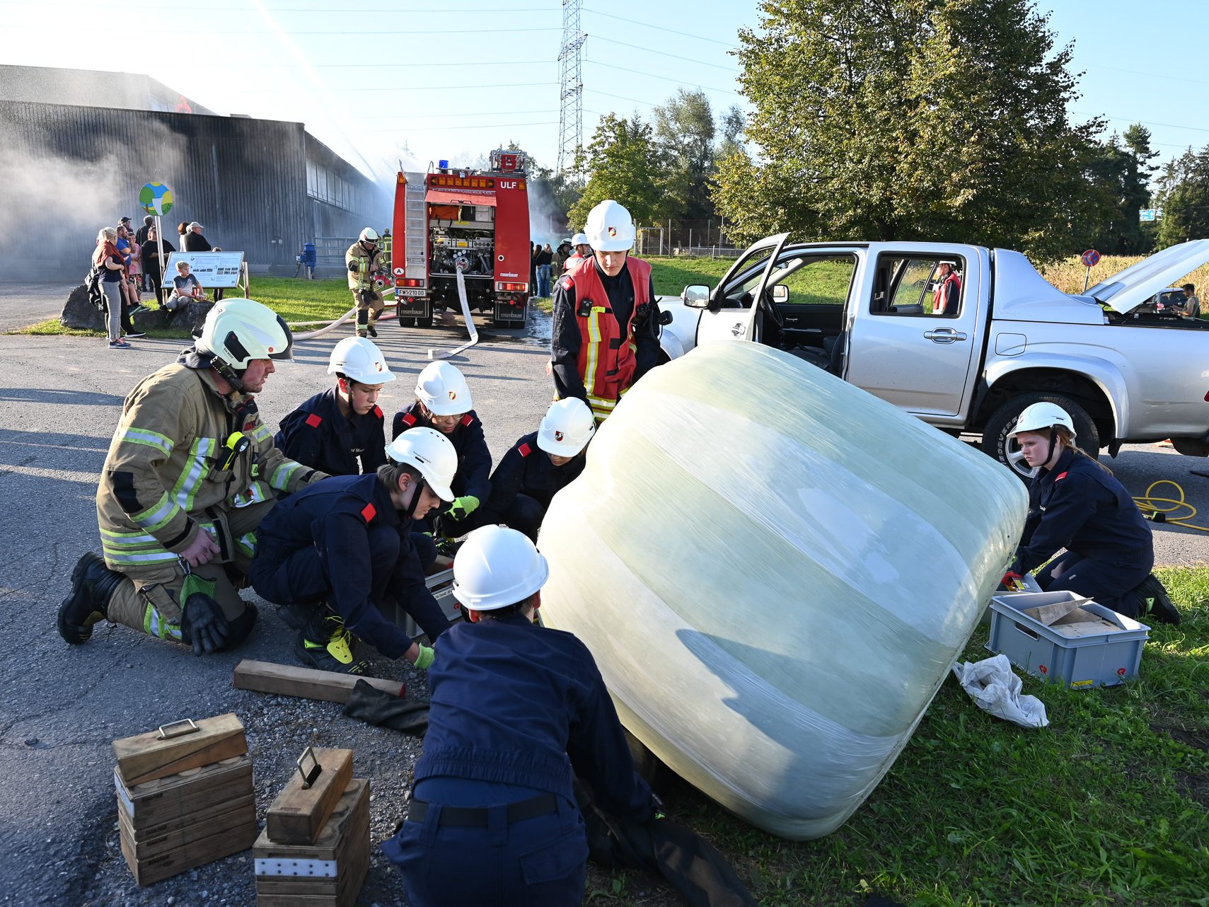Action gab es für den Nachwuchs der Feuerwehr bei der Bezirksabschlussübung in Hohenems. Action gab es für den Nachwuchs der Feuerwehr bei der Bezirksabschlussübung in Hohenems.