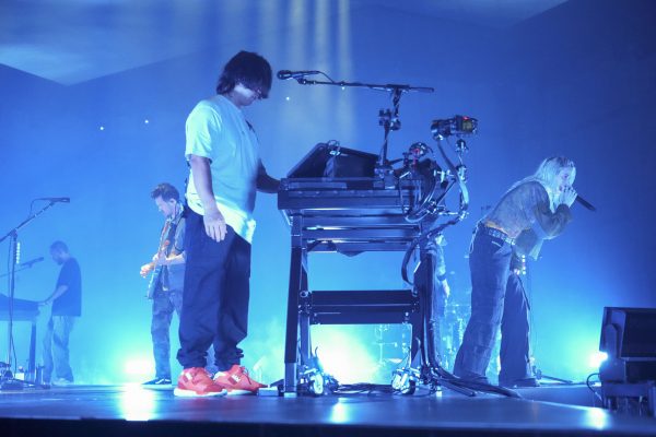 Linkin Park Performance and Announcement